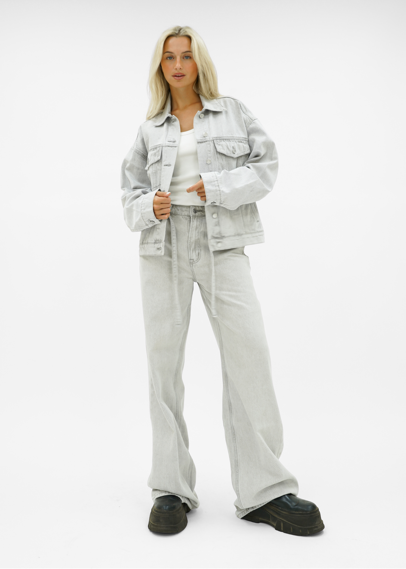 Oversized denim jacket light washed grey (tall)