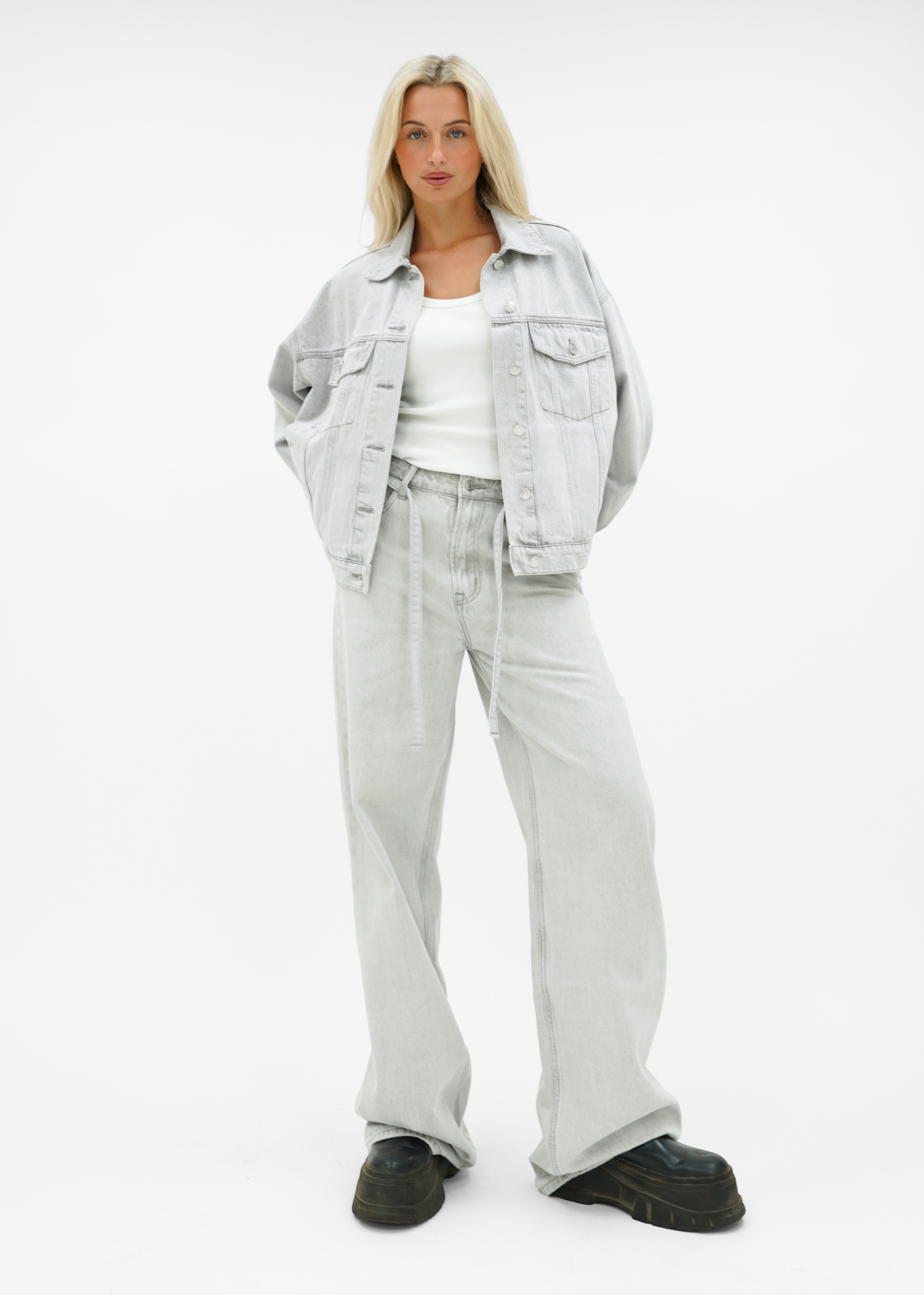 Oversized denim jacket light washed grey (tall)
