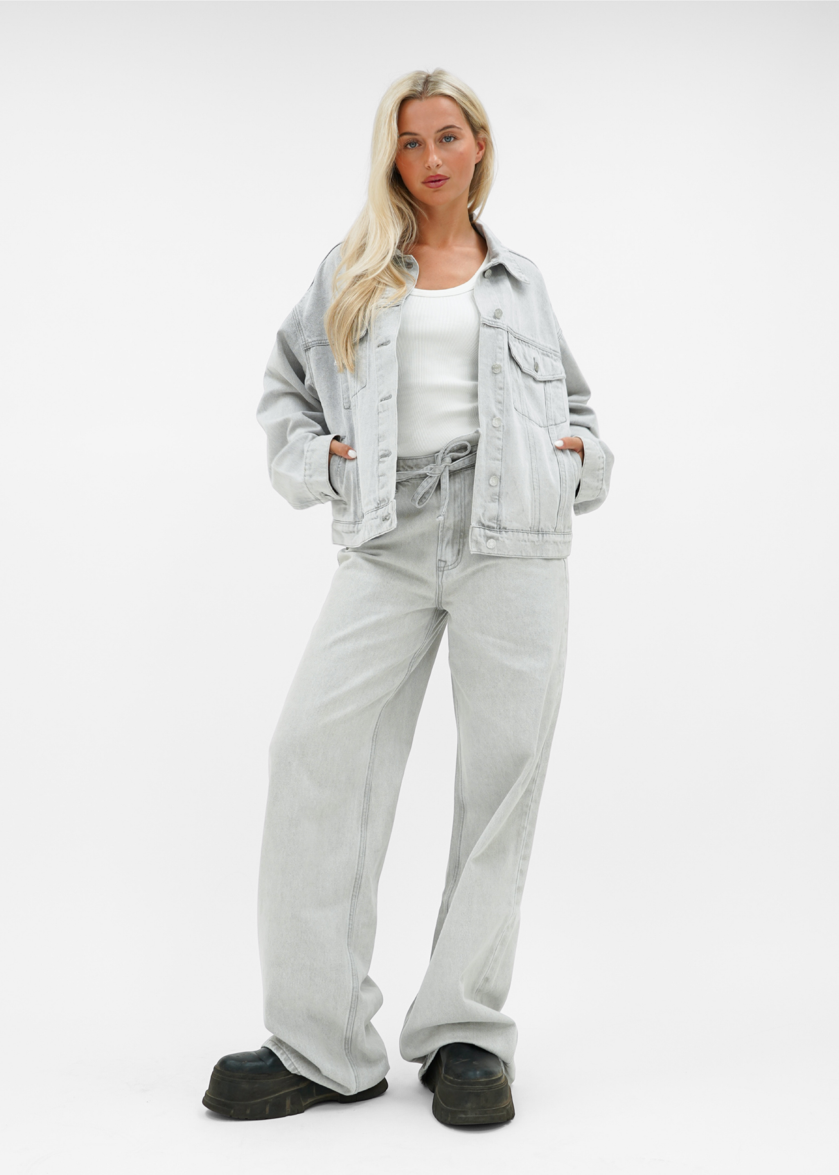 Oversized denim jacket light washed grey (tall)
