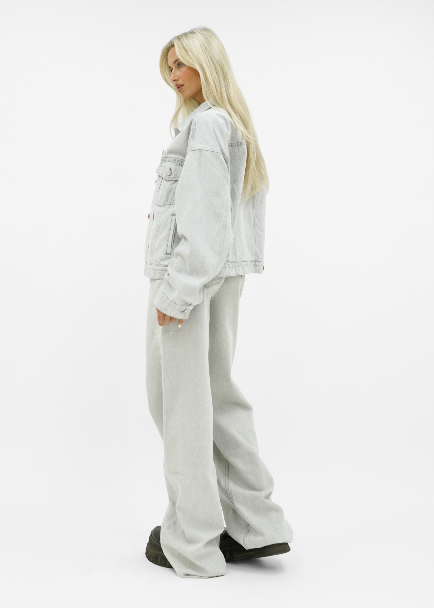 Oversized denim jacket light washed grey (tall)