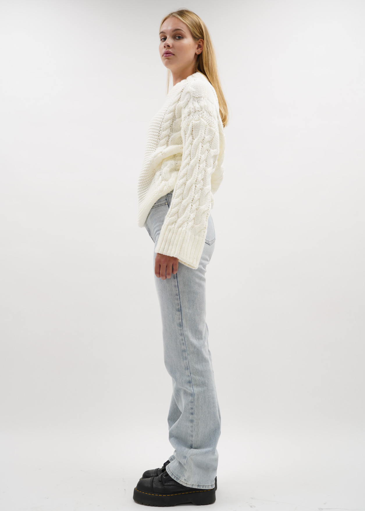 Cable knit cream