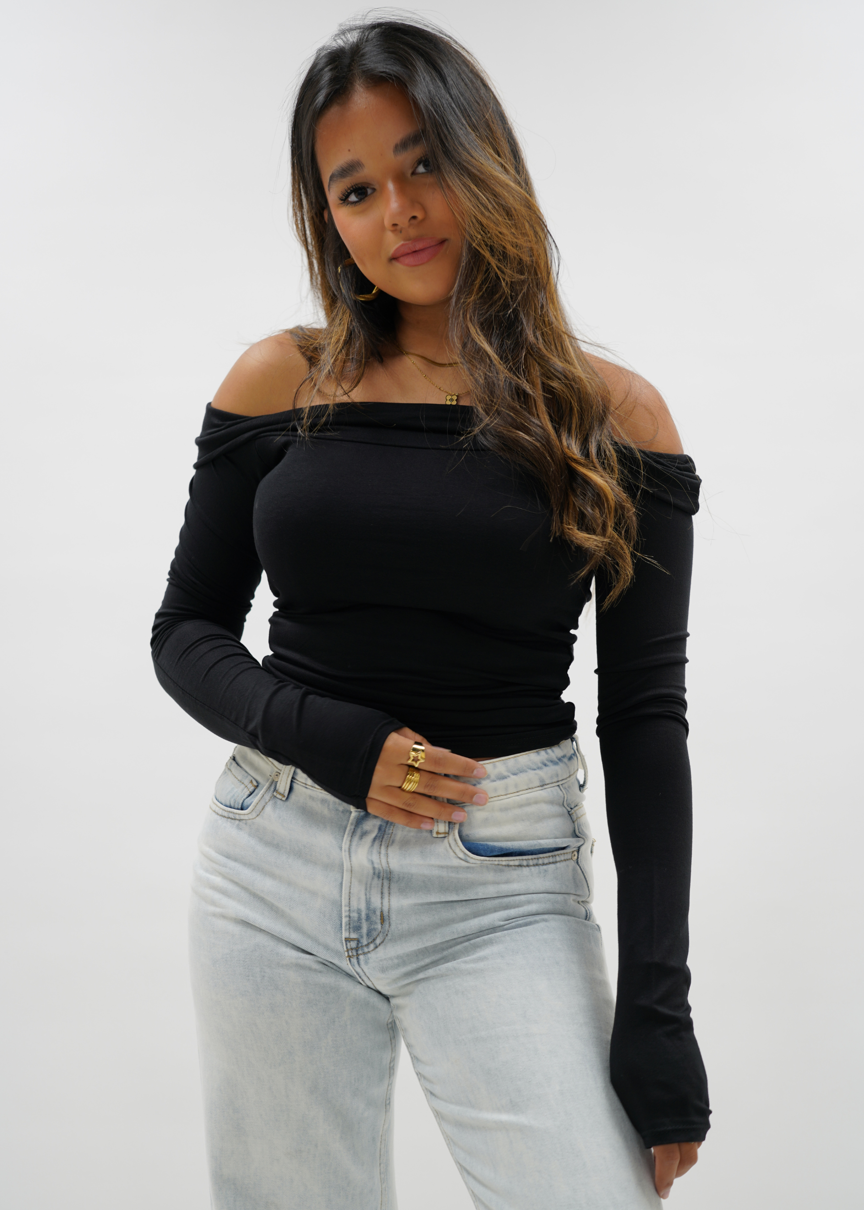 Off-shoulder top black