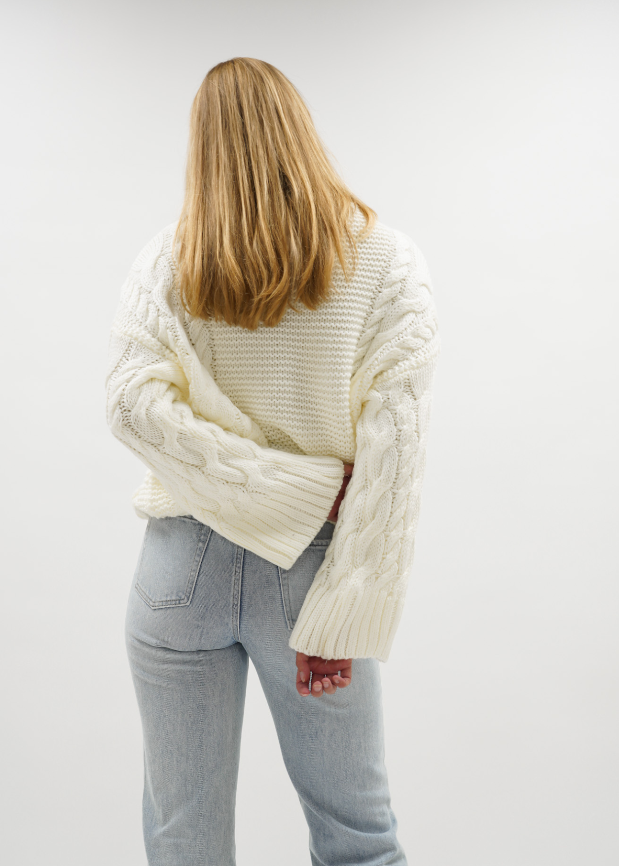 Cable knit cream