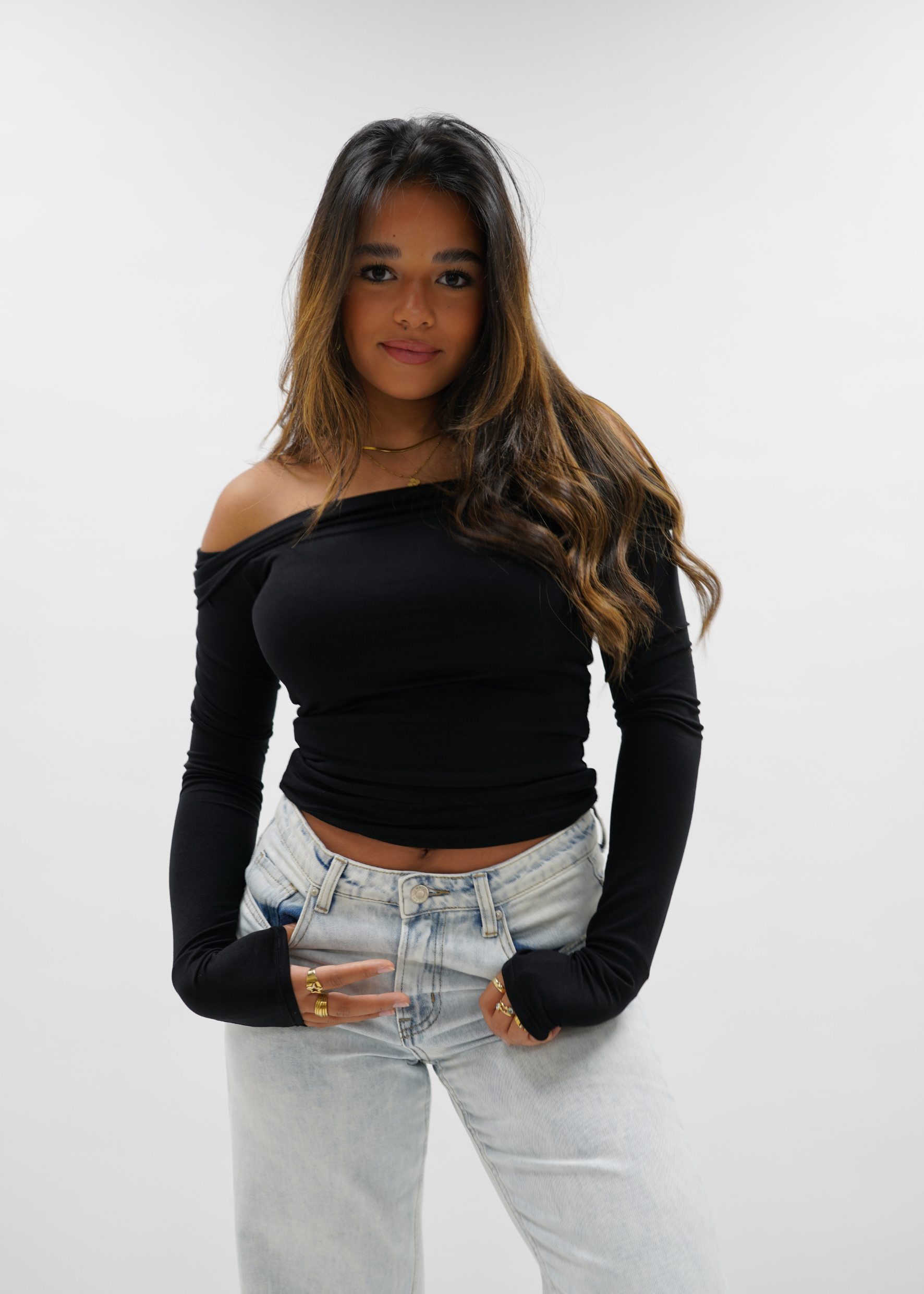 Off-shoulder top black