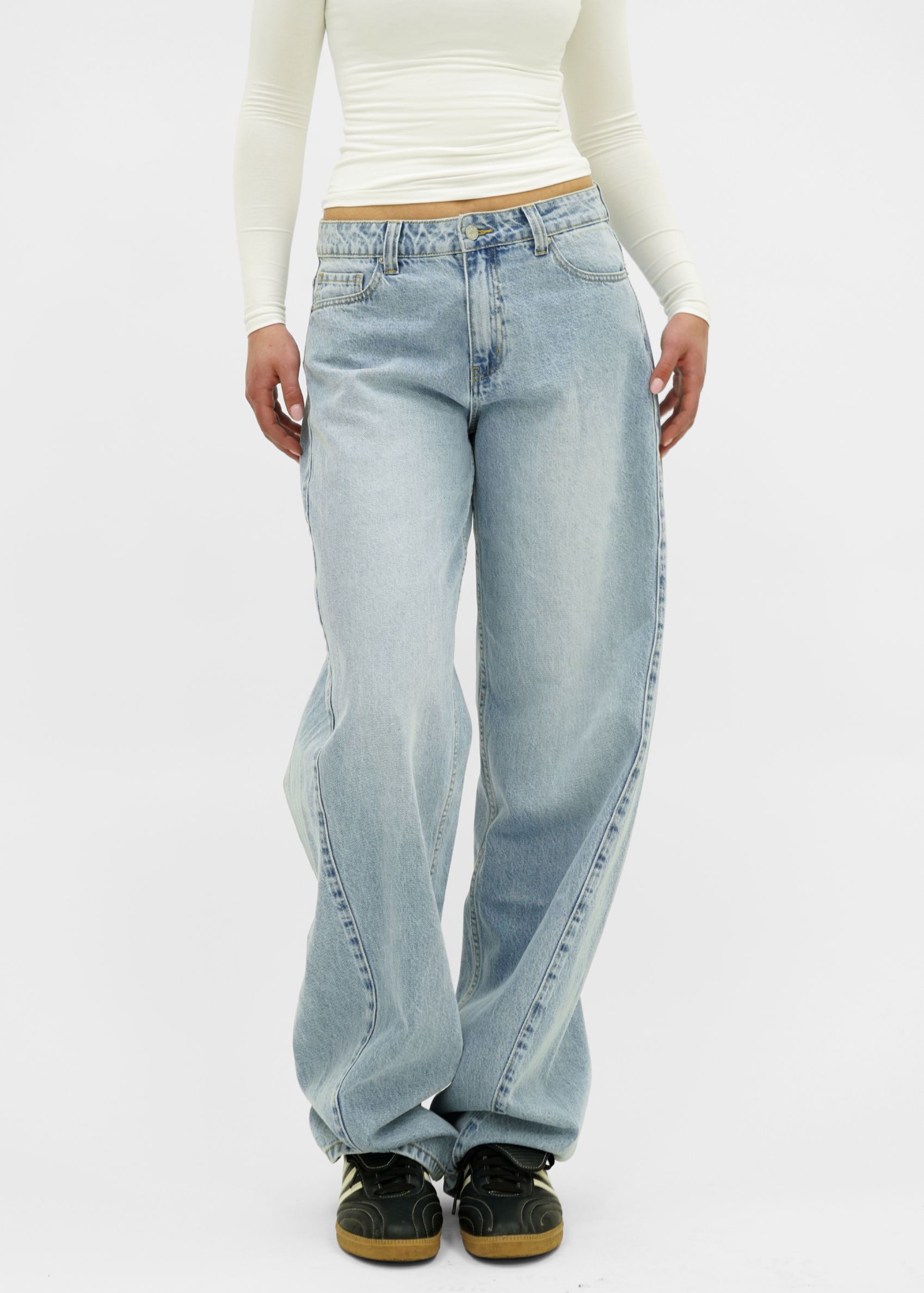 Balloon jeans light blue (tall)