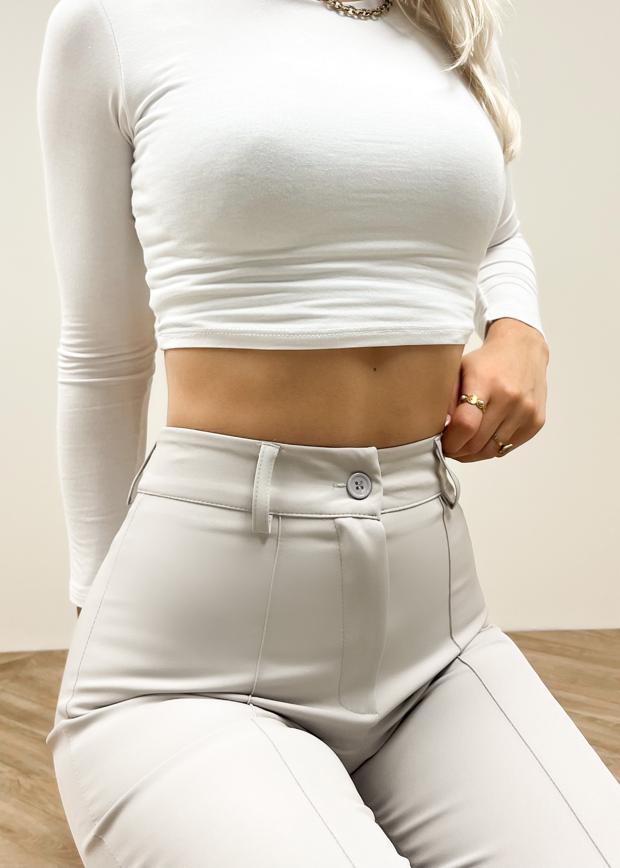 Straight leg pants met pressfold creamy grey (REGULAR)