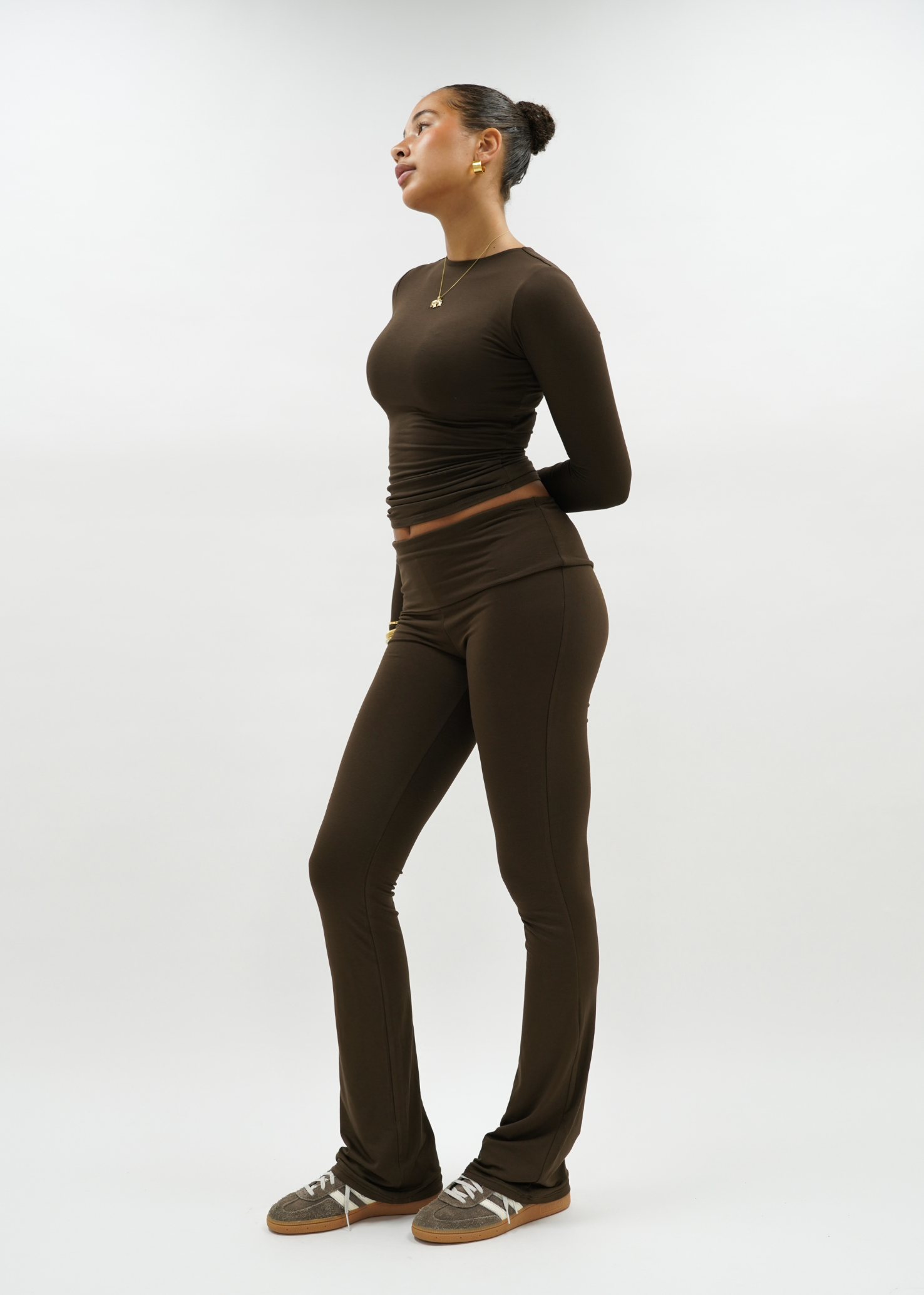 Fold-over flared pants chocolate brown (tall)