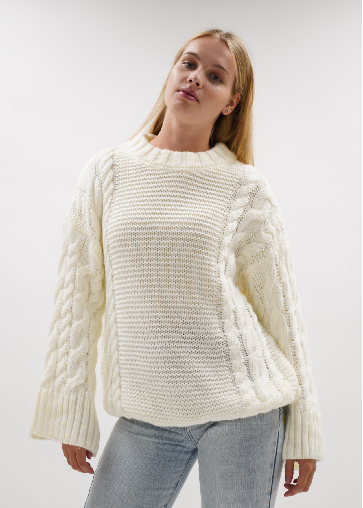 Cable knit cream