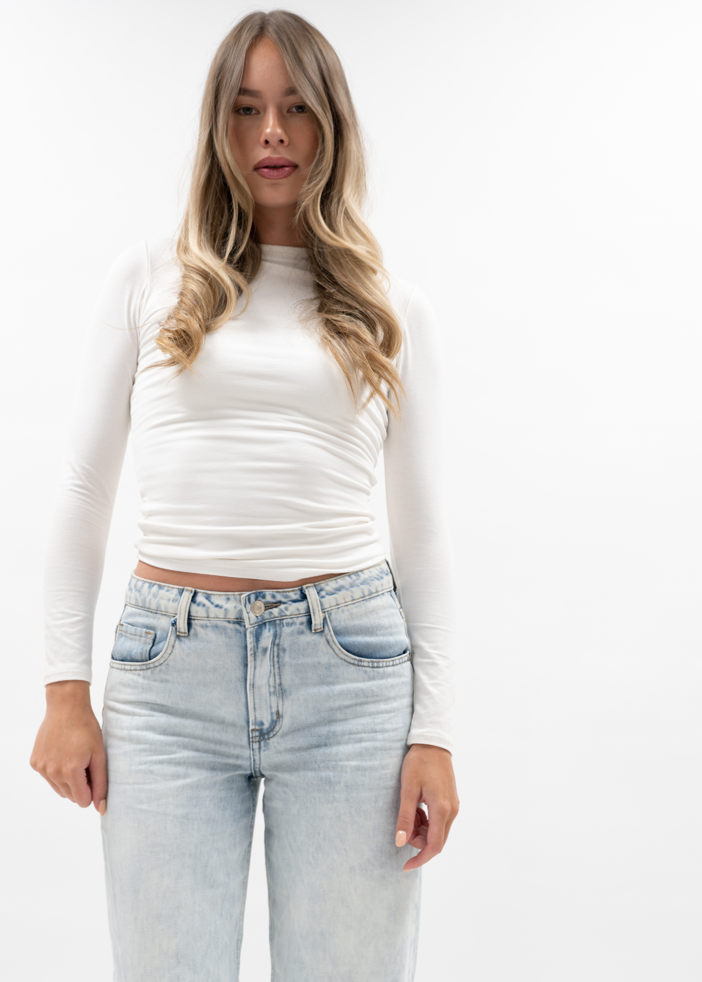 Long sleeve top long white