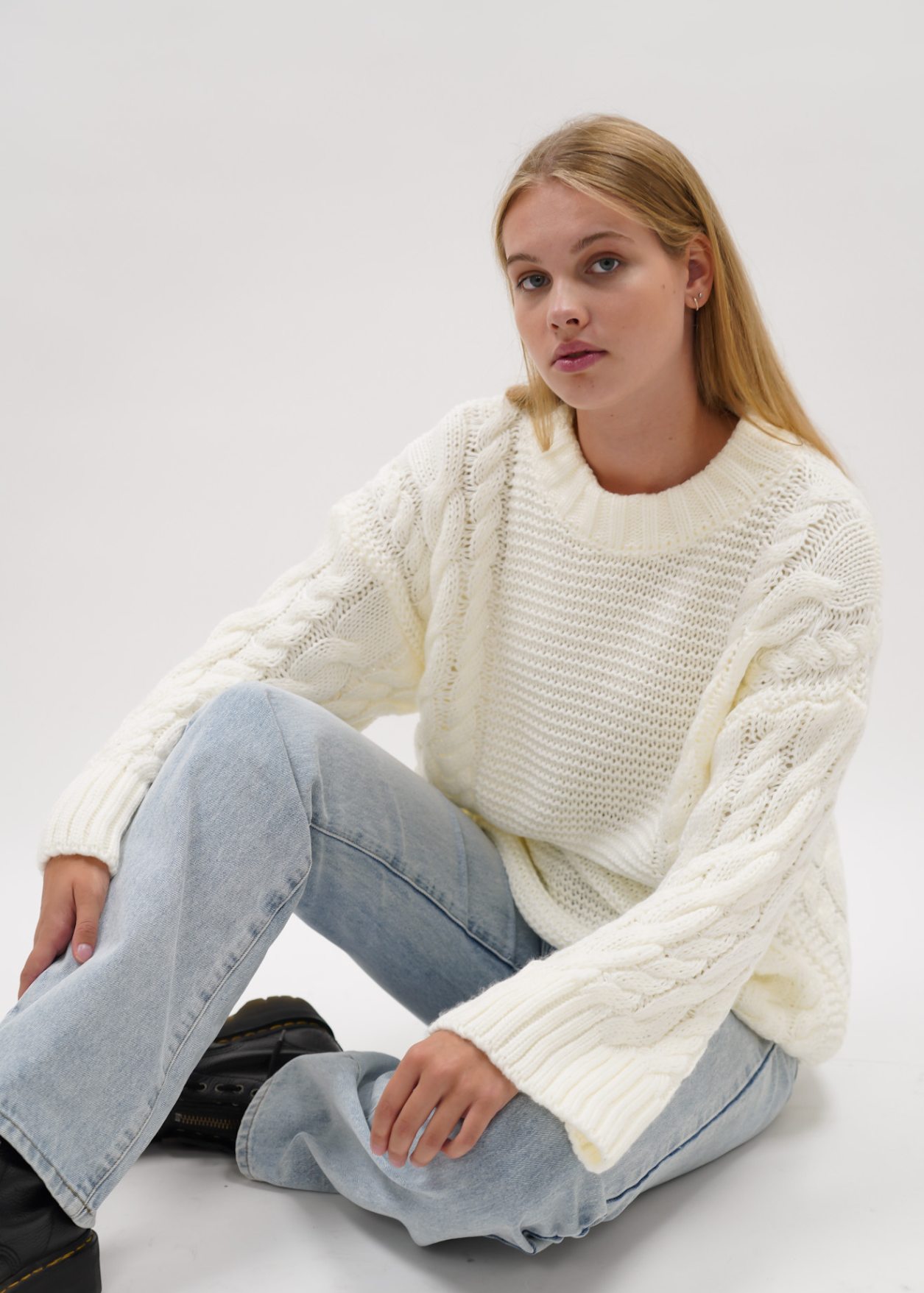 Cable knit cream