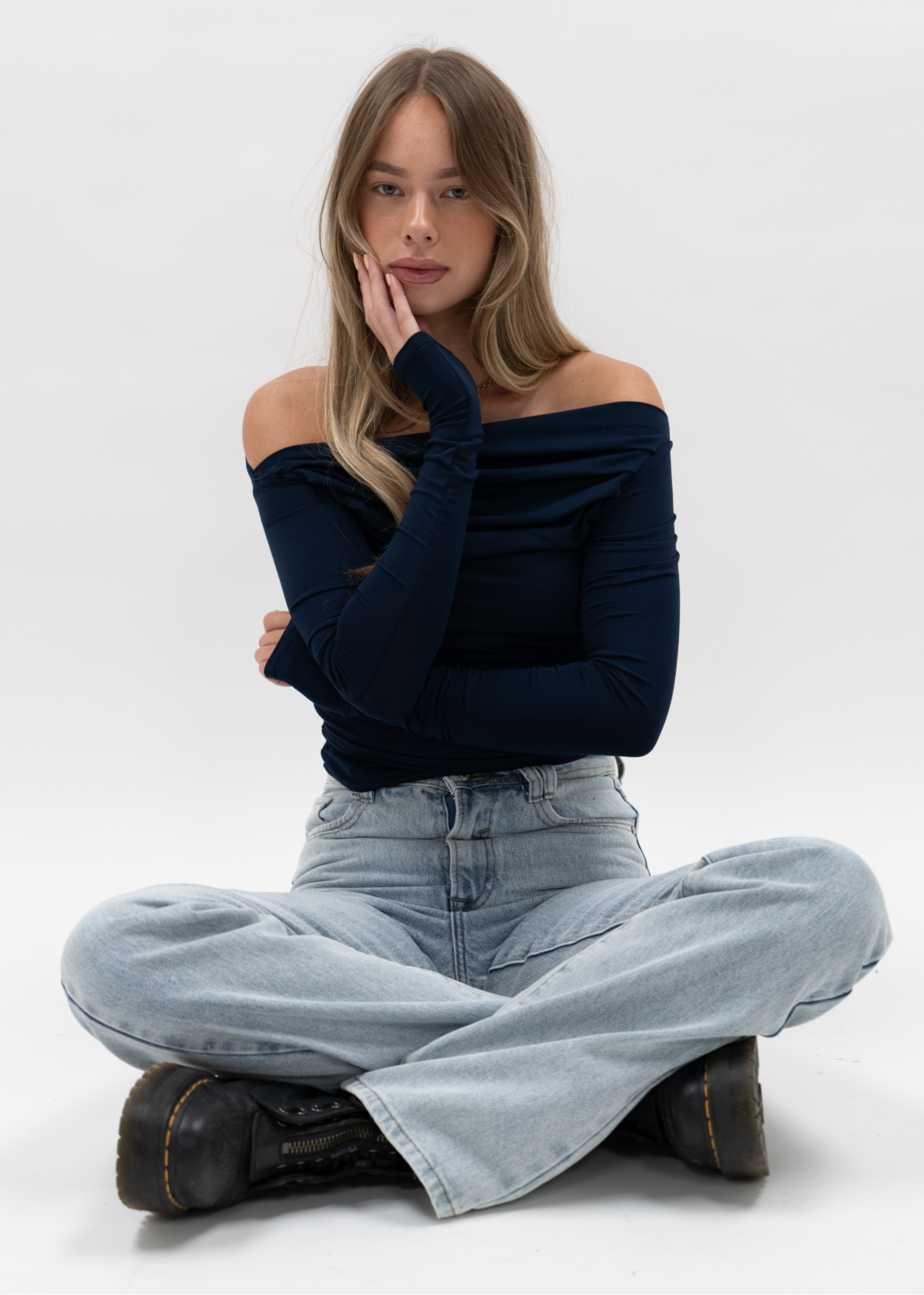 Off-shoulder ruche top night blue