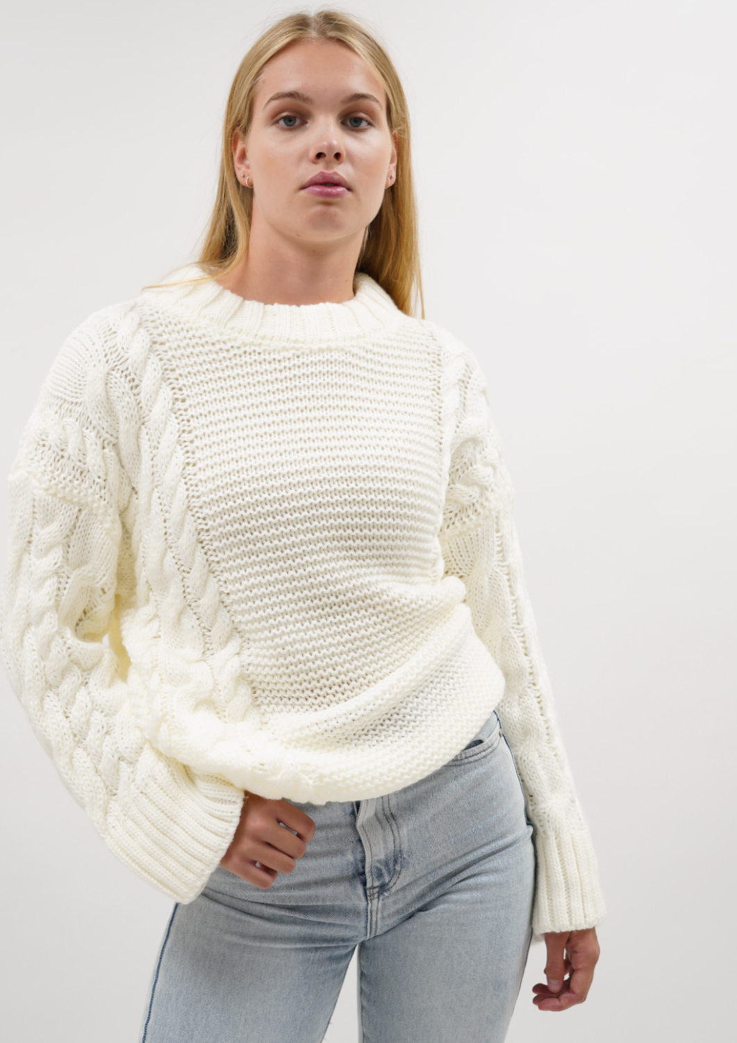 Cable knit cream