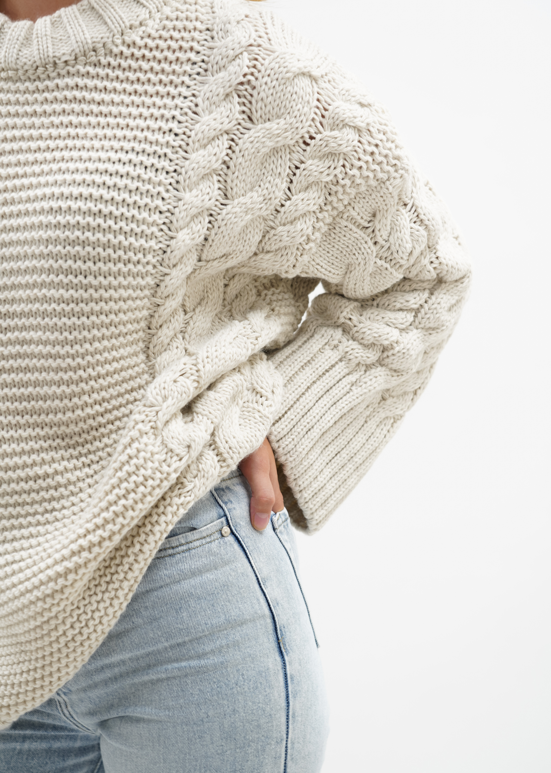 Beige Zopfmuster