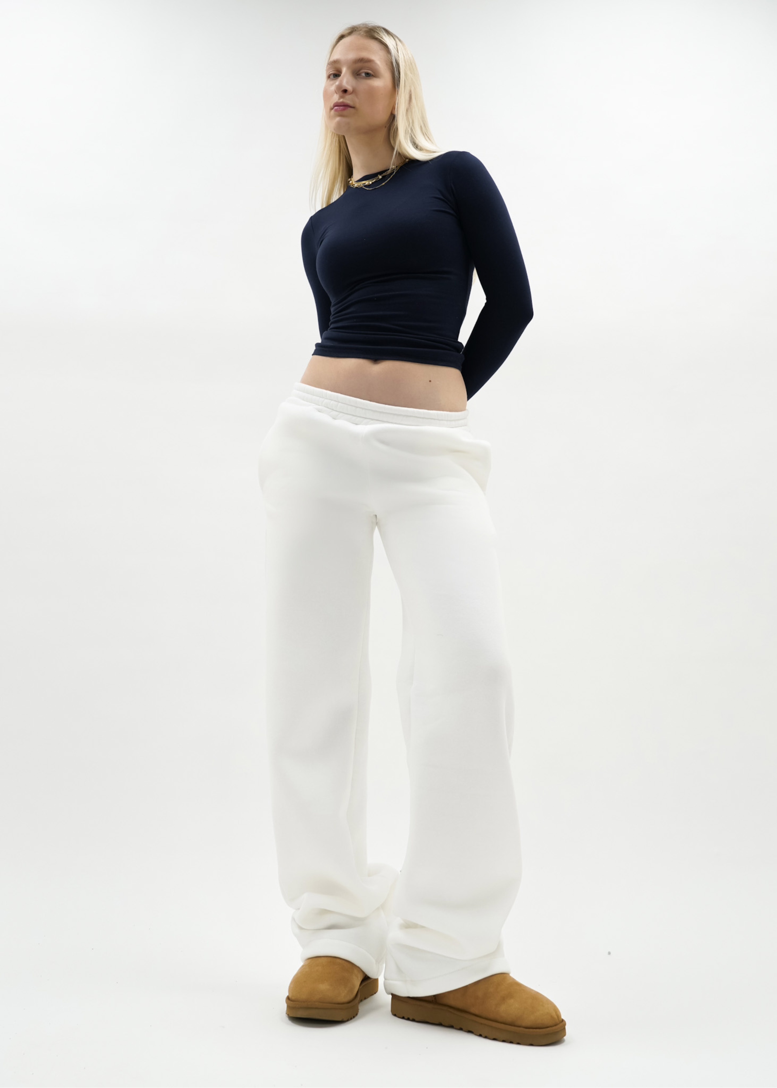 Low/mid waist jogger pants white (tall)