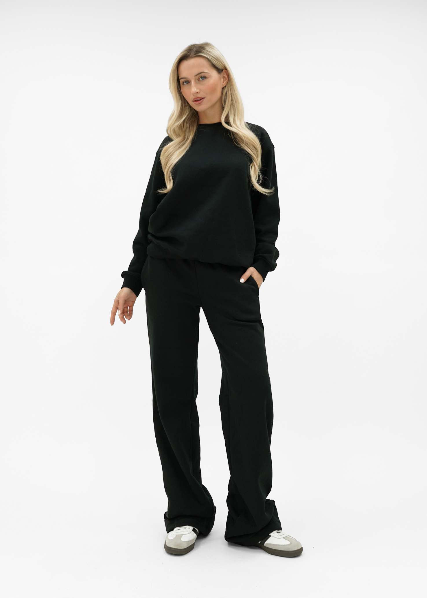 Basic sweater black (tall)