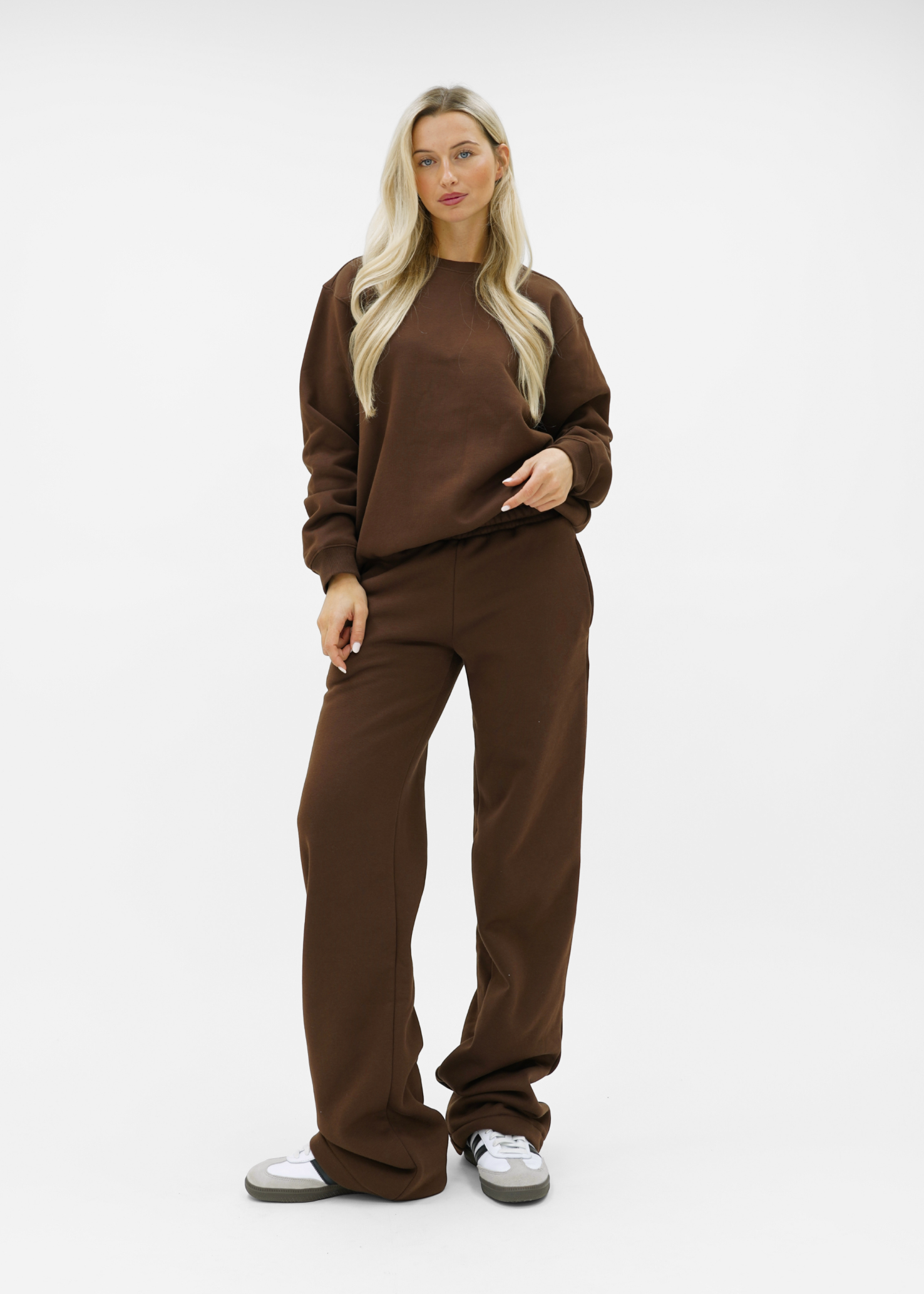 Låg/medel midja jogger byxor svart (TALL)