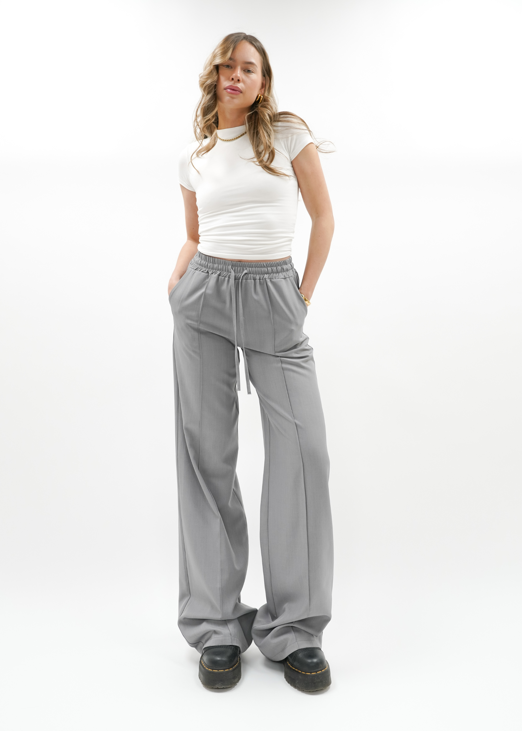 Flowy pants met pressfold (tall) grey