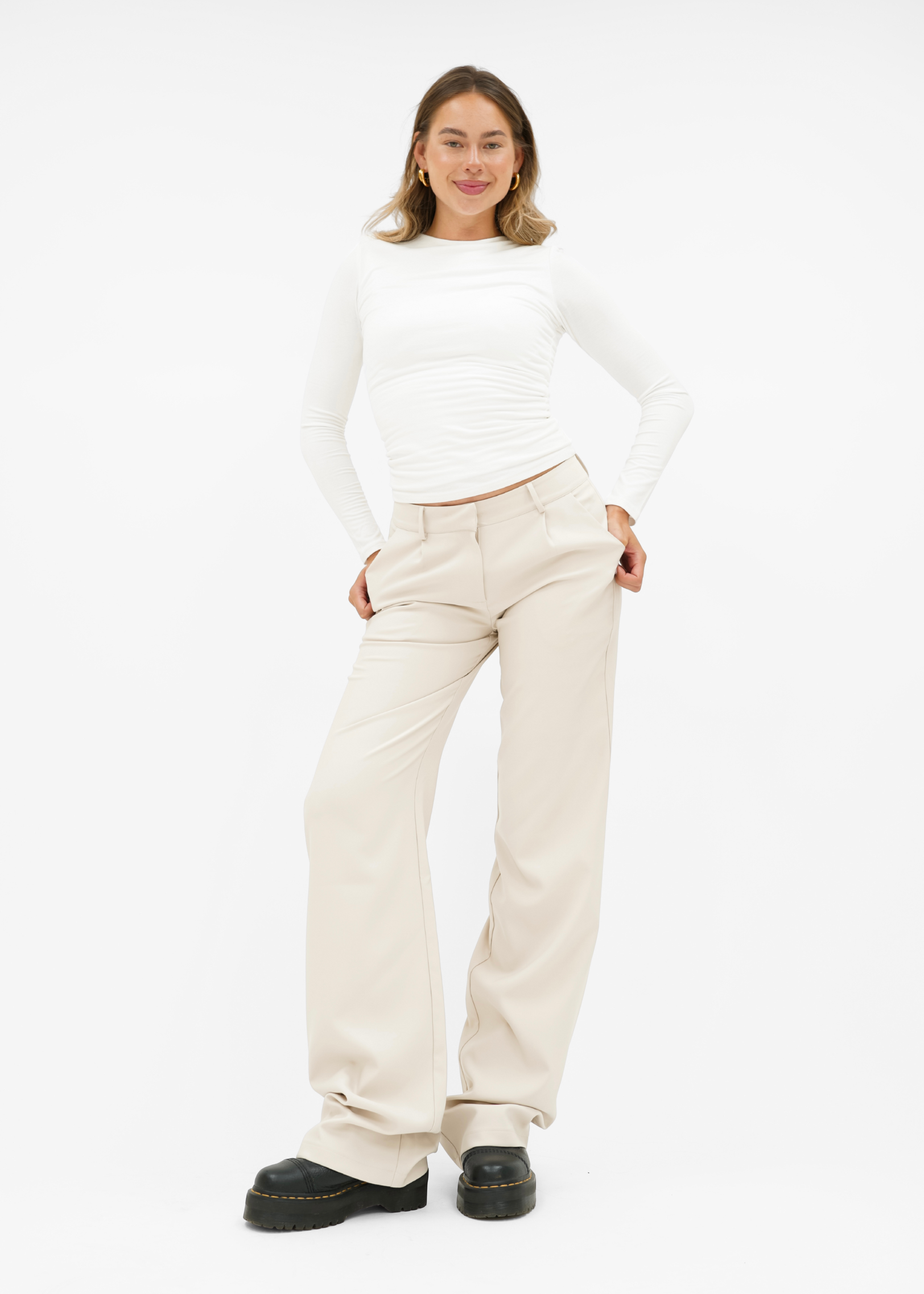Low/mid waist wide leg pants casual crème (tall)