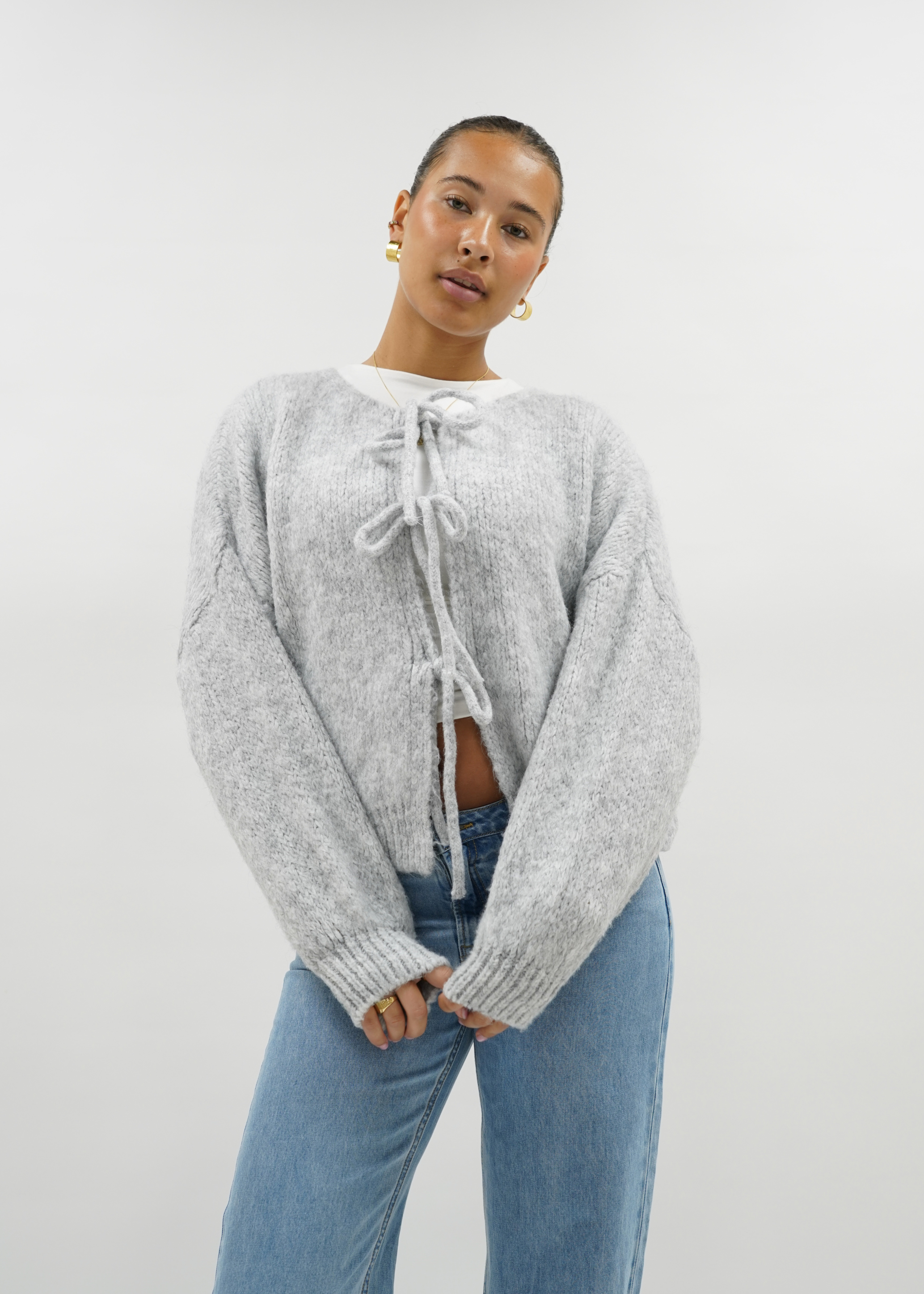 Knitted bow sweater light grey (tall)