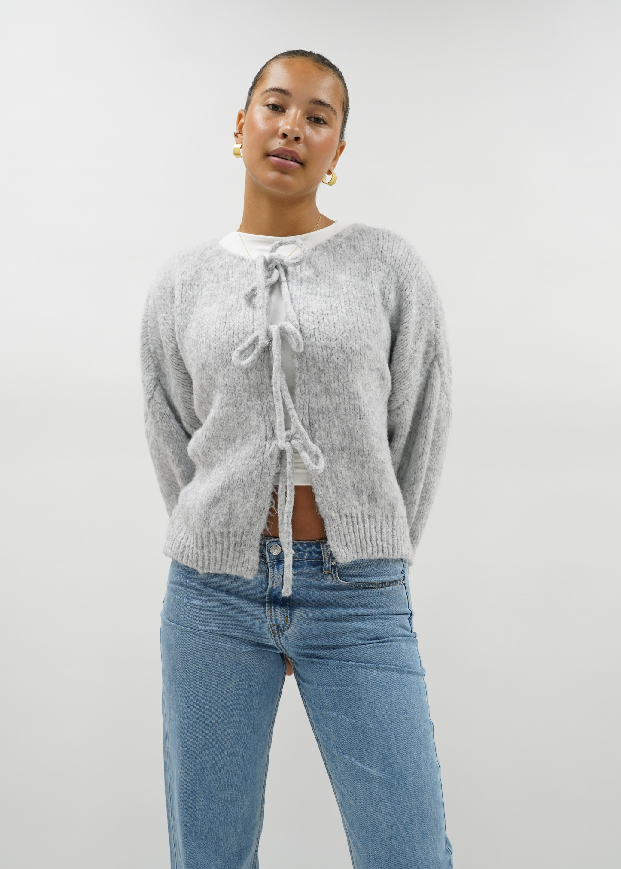 Knitted bow sweater light grey (tall)
