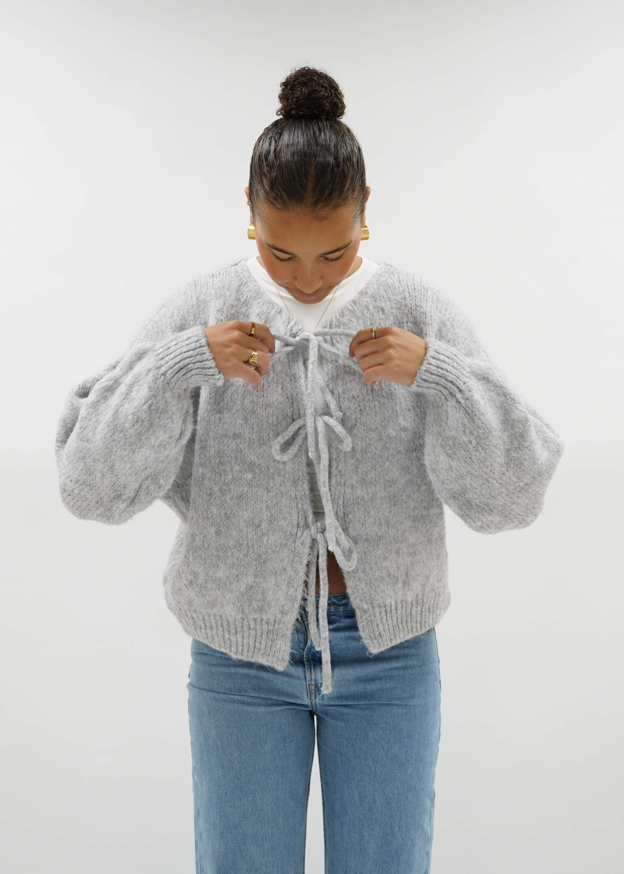 Knitted bow sweater light grey (tall)