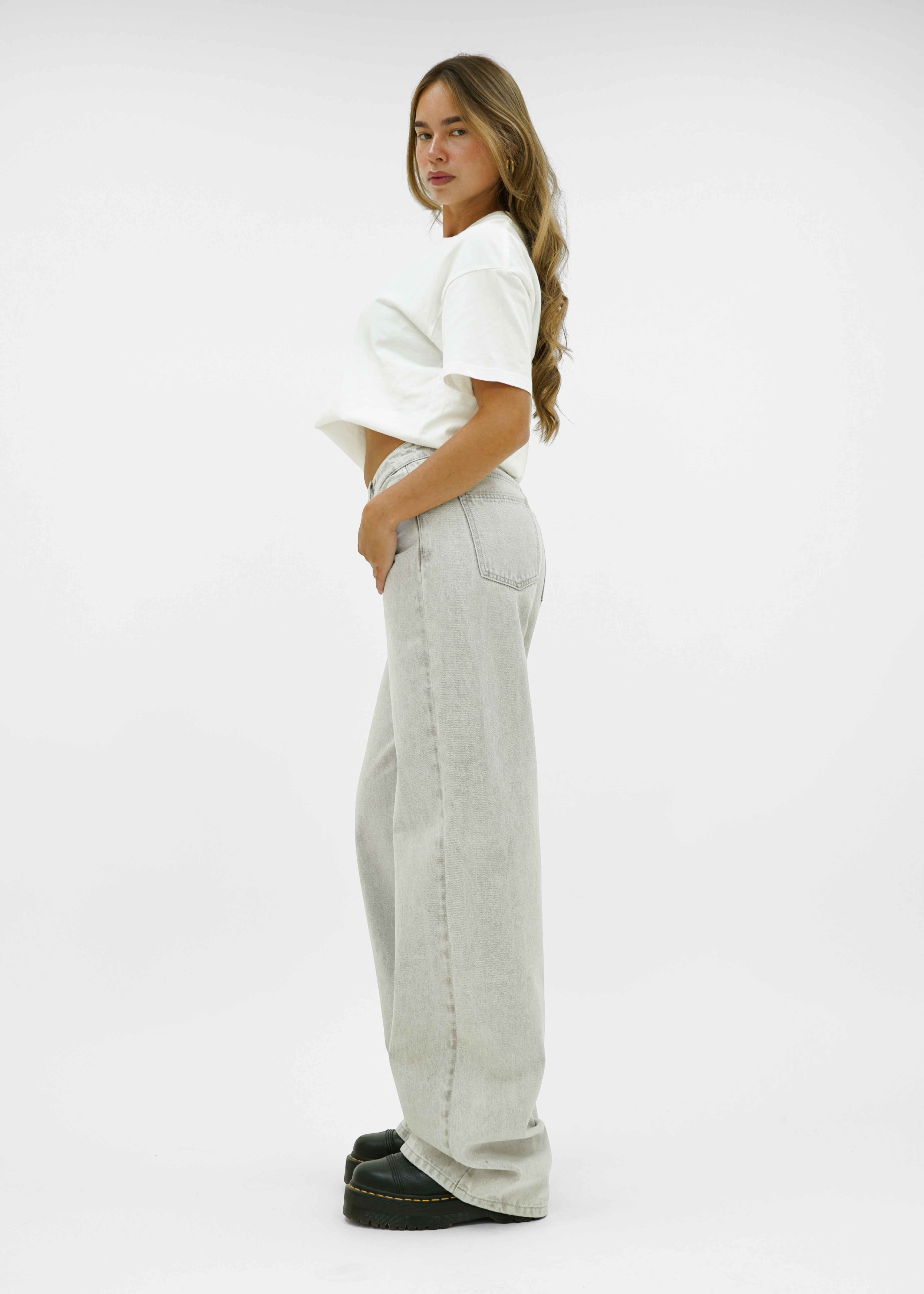 Mid waist super wide leg jeans light washed grey (tall)