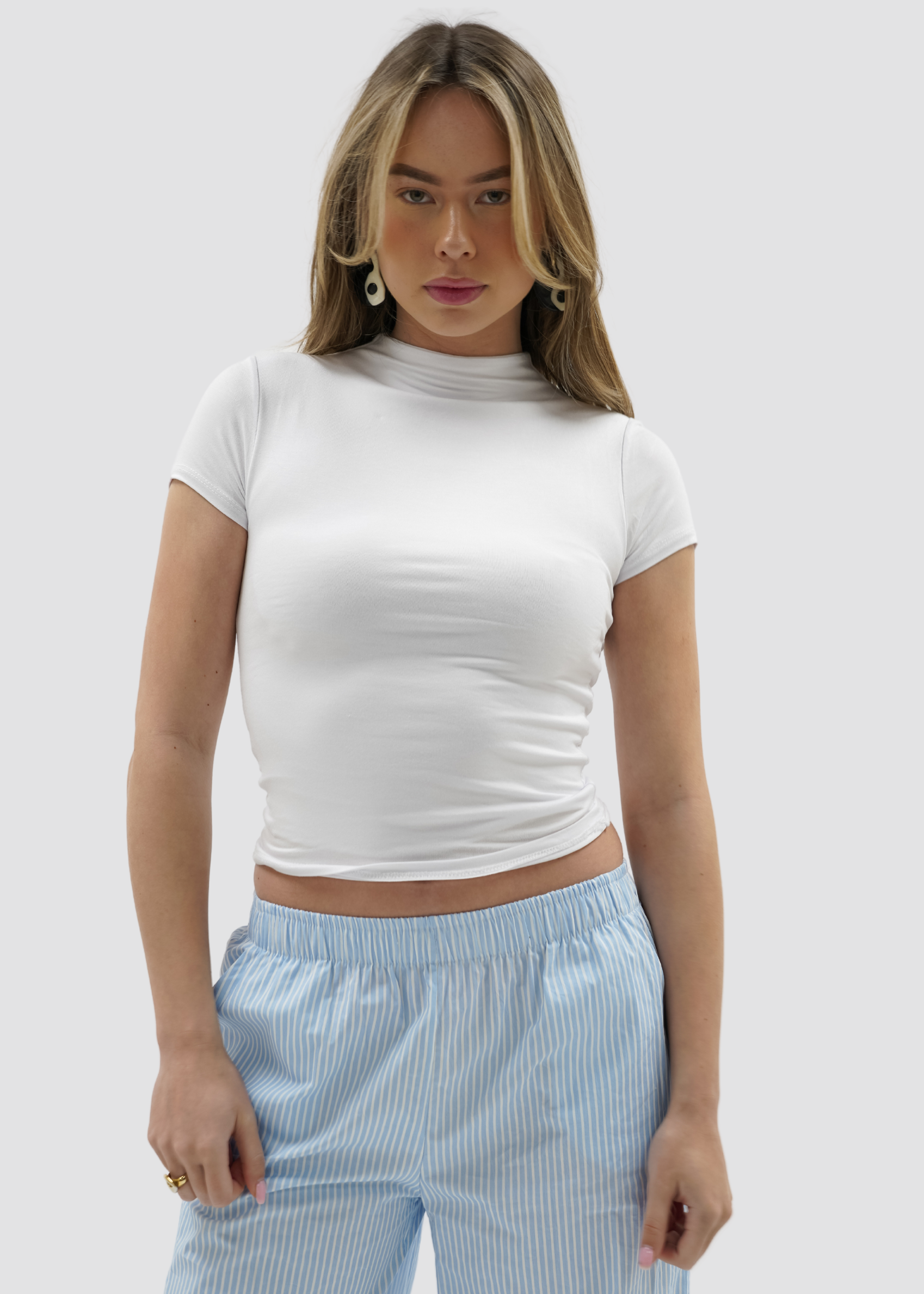 Short sleeve top long white (classy)