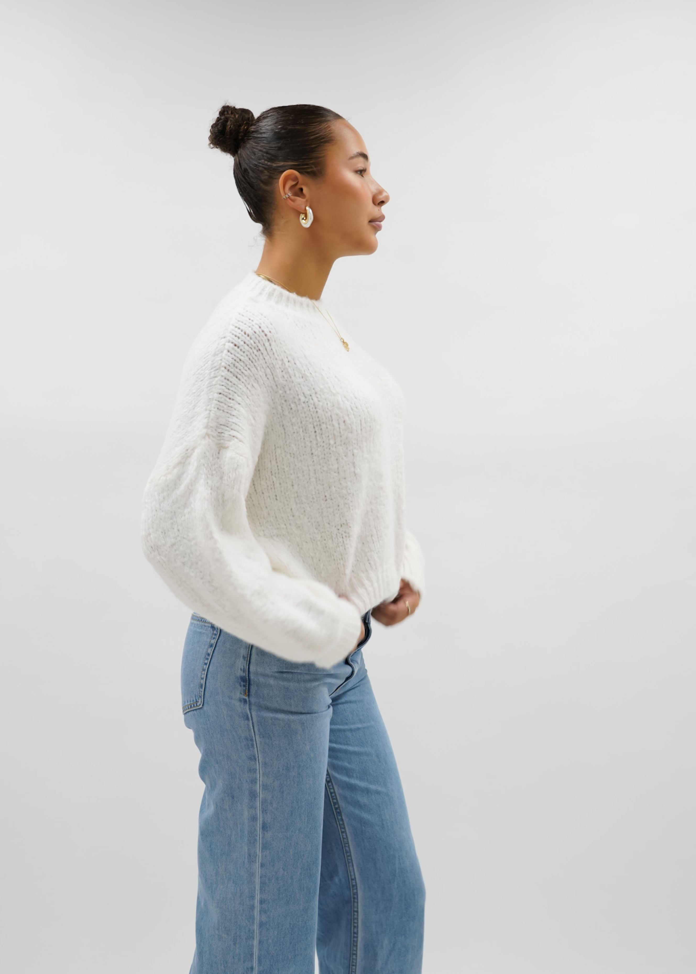 Knitted sweater off-white (tall)