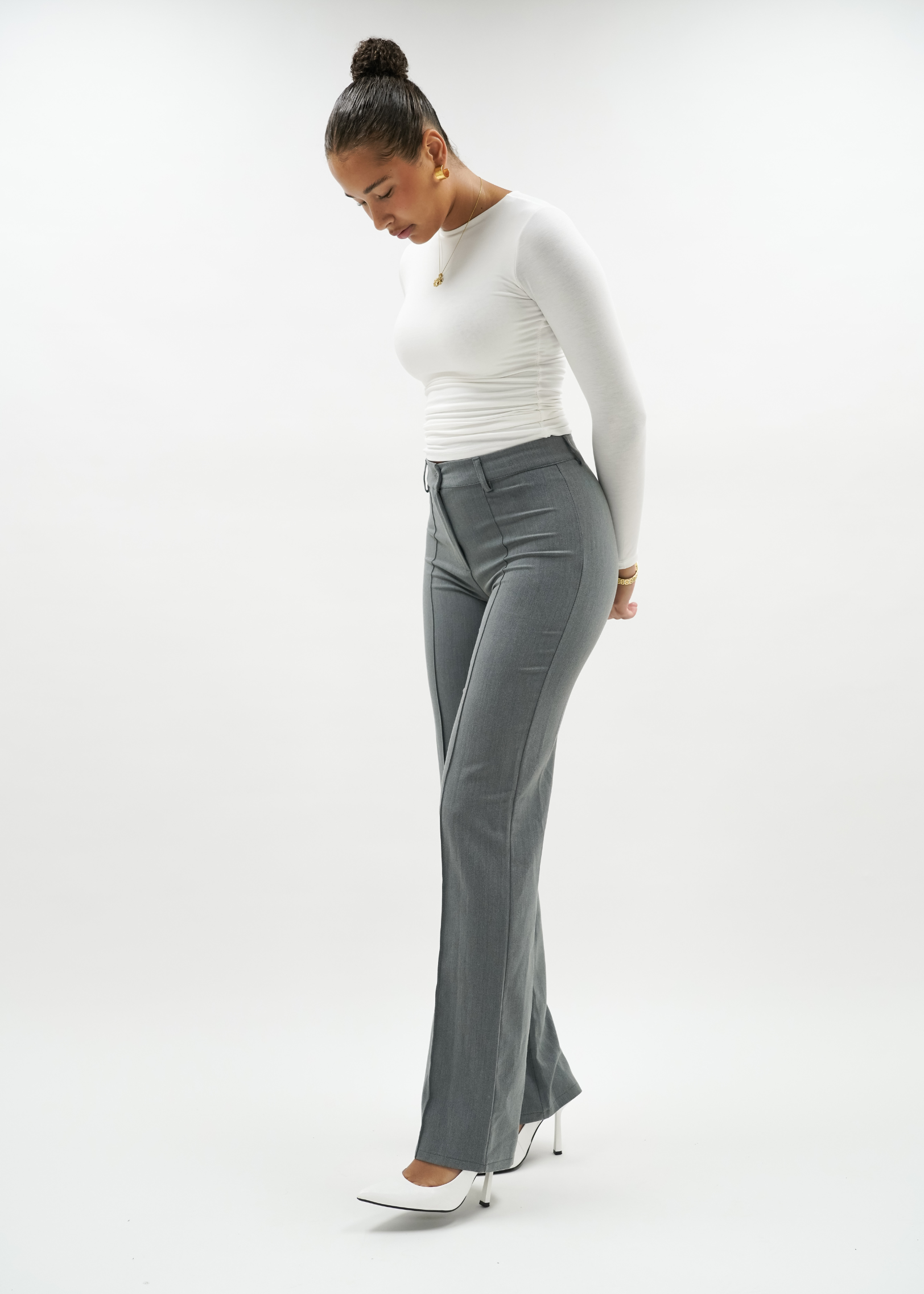 Straight leg pants with pressfold light washed grey (TALL)
