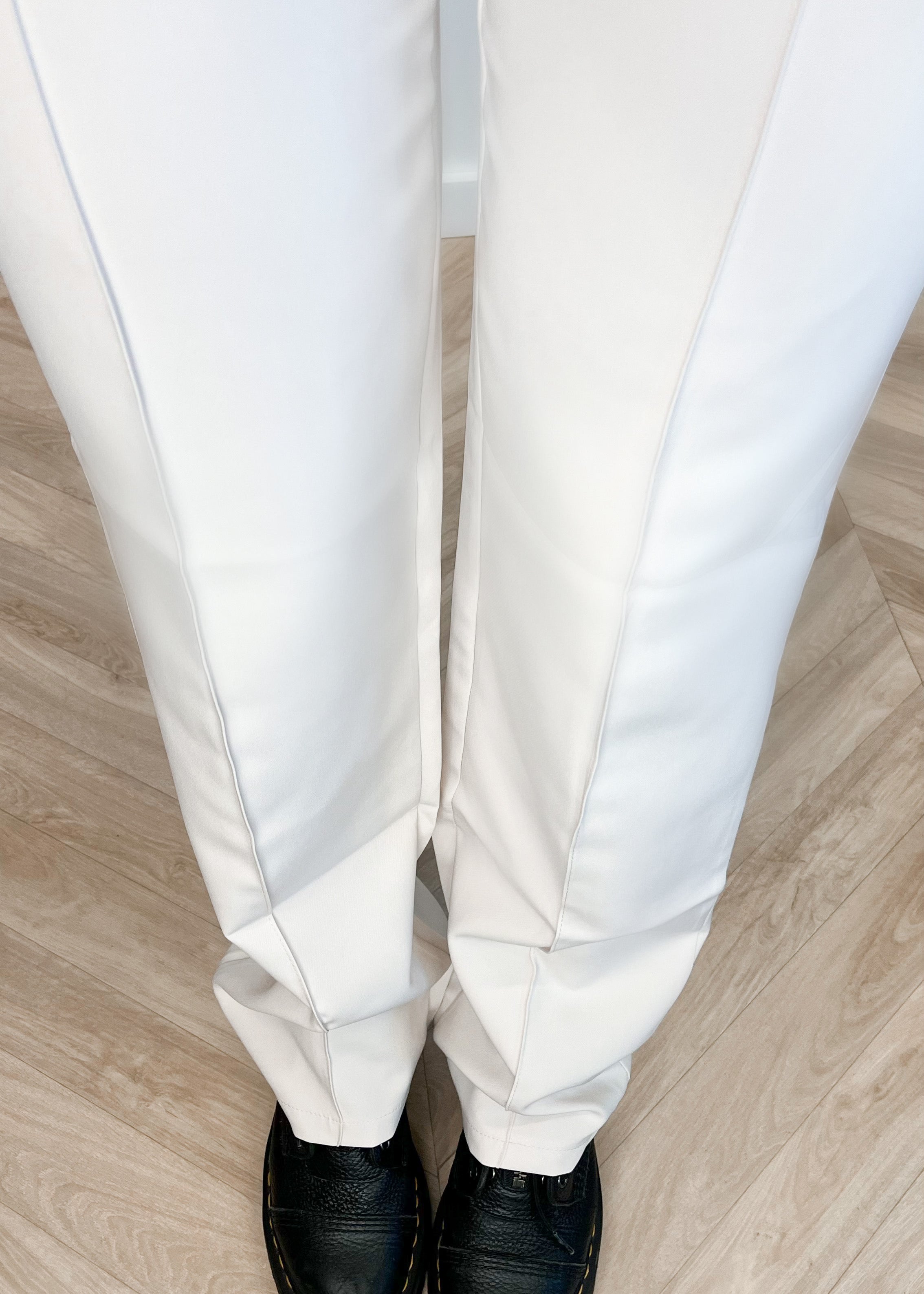 Straight leg pants met pressfold crème (TALL)