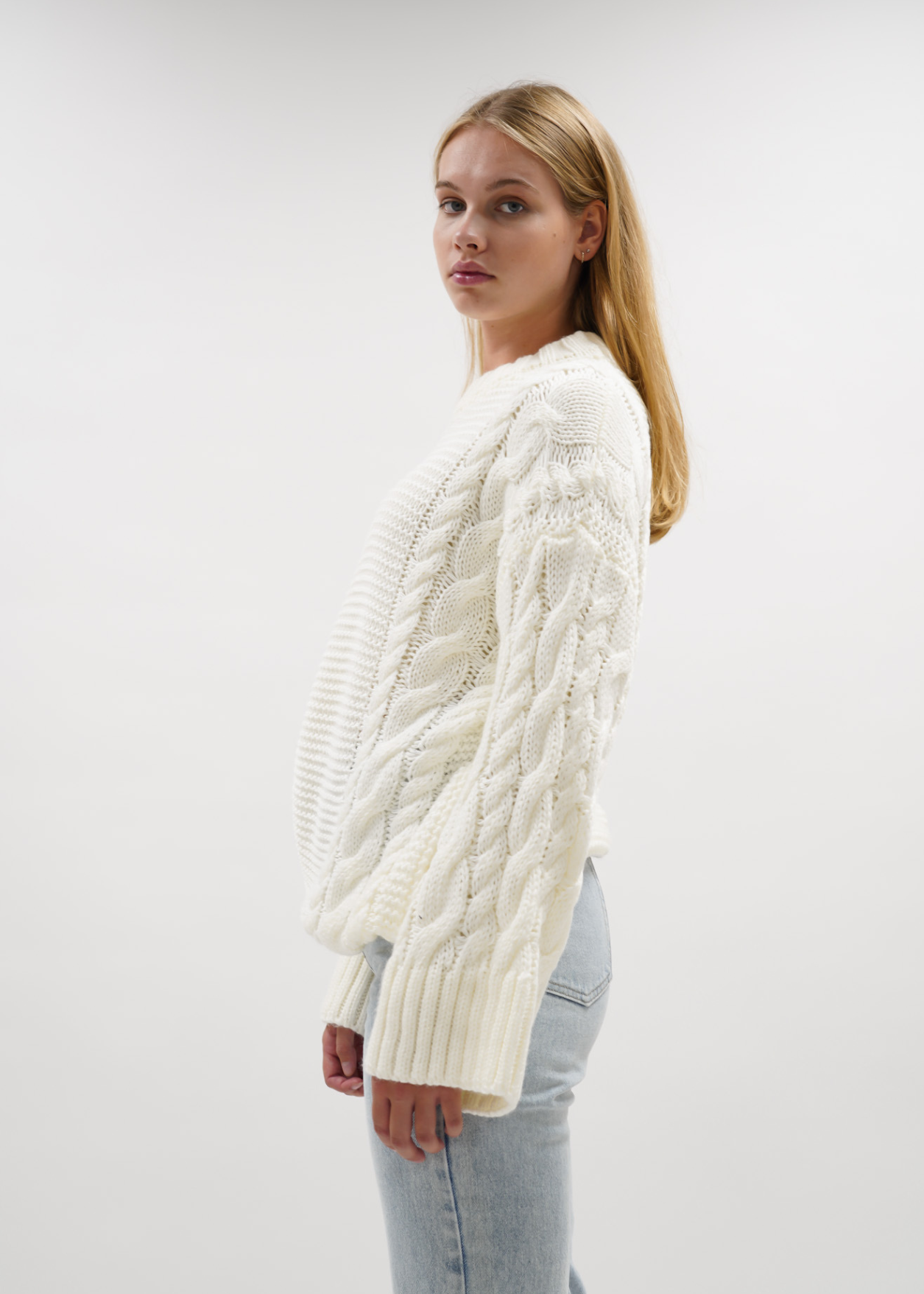 Cable knit cream