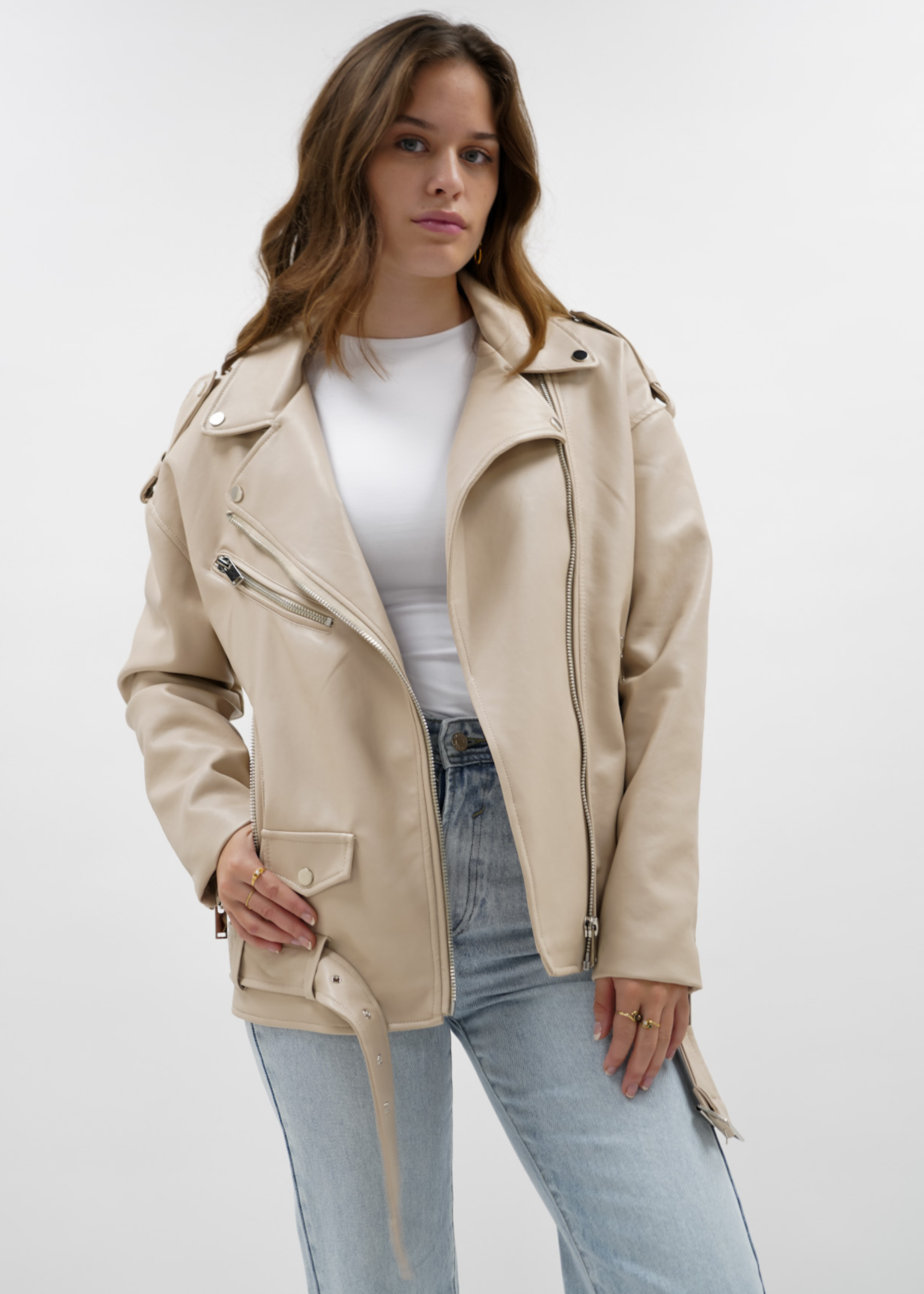 Übergroße Bikerjacke beige