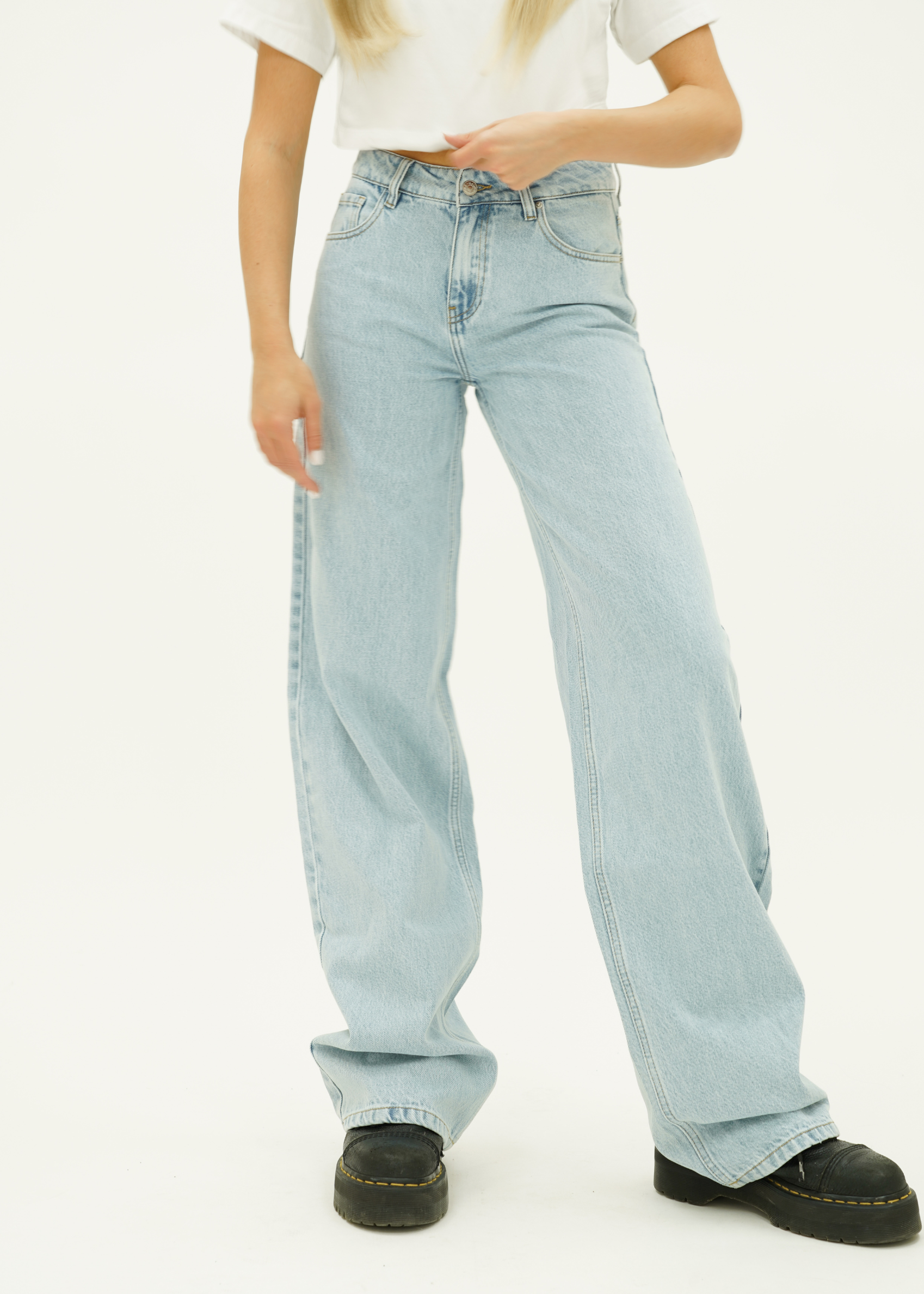 Mid waist super wide leg jeans light blue (tall)