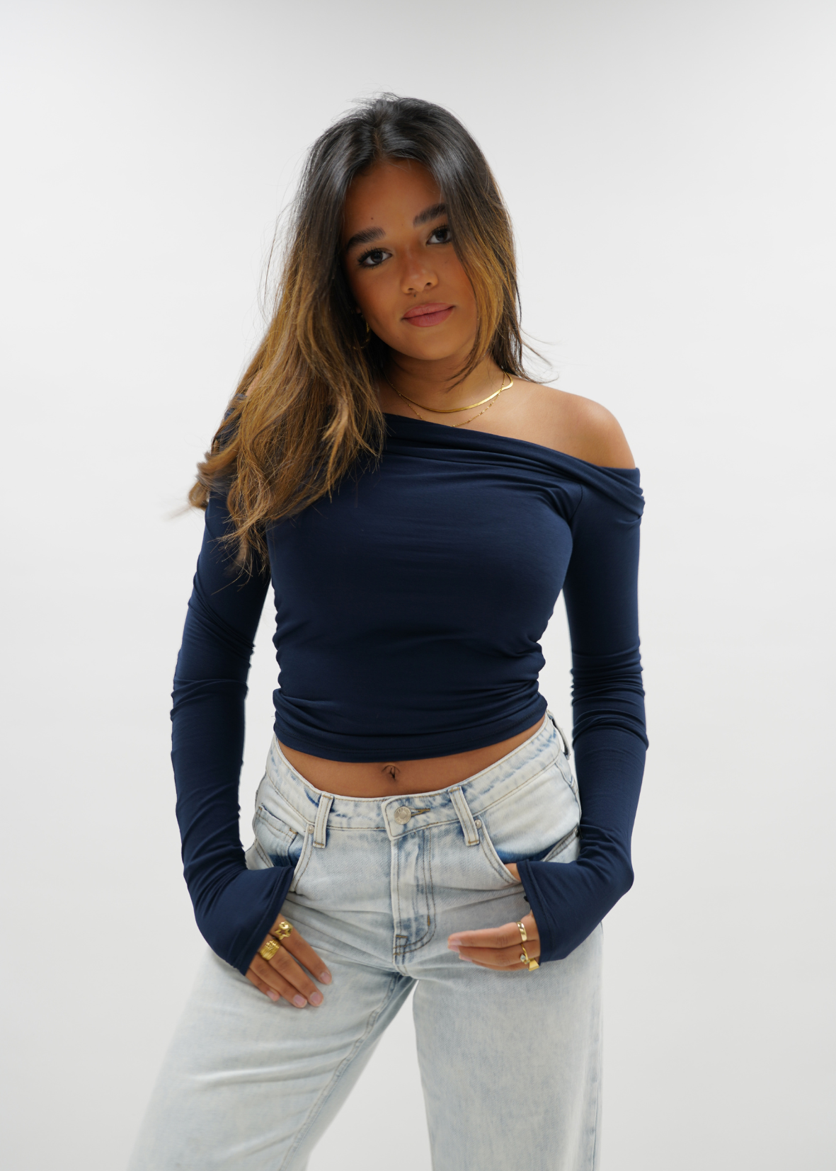 Off-shoulder top night blue