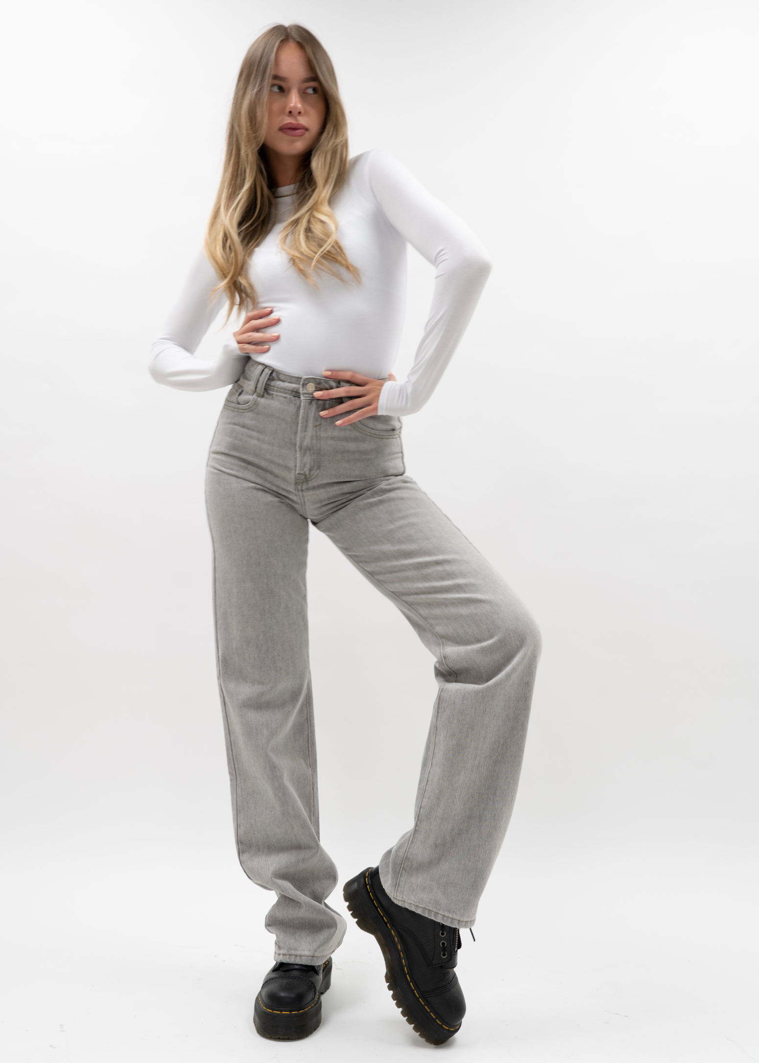 High waist straight leg jeans 90's light gray (TALL) - Mauré