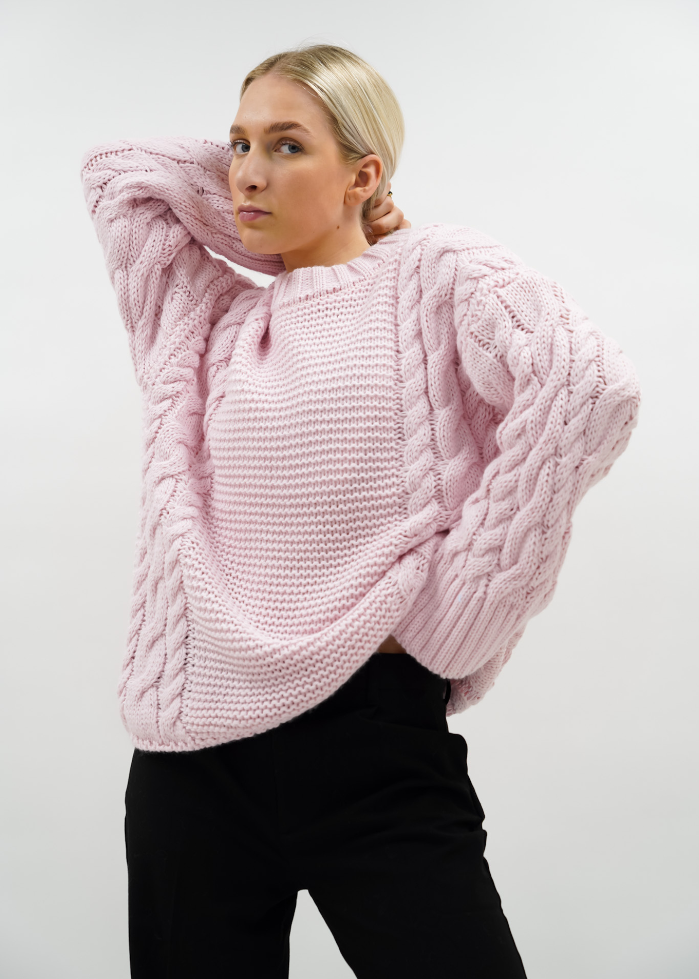 Cable knits baby pink