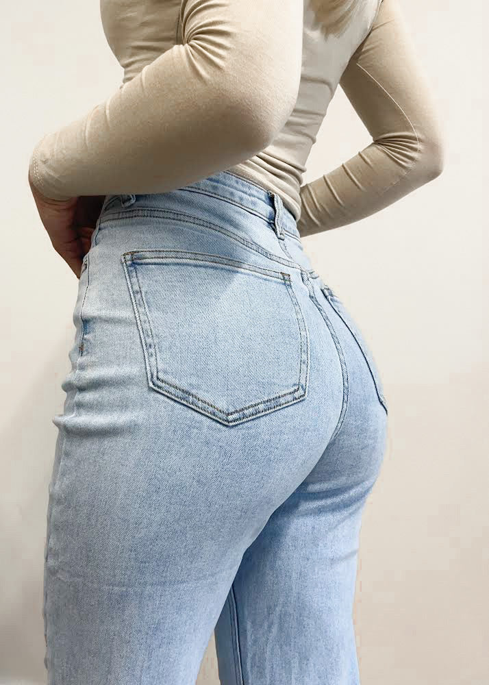 High waist straight leg jeans washed blue 