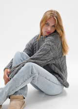 Cable knit dark grey