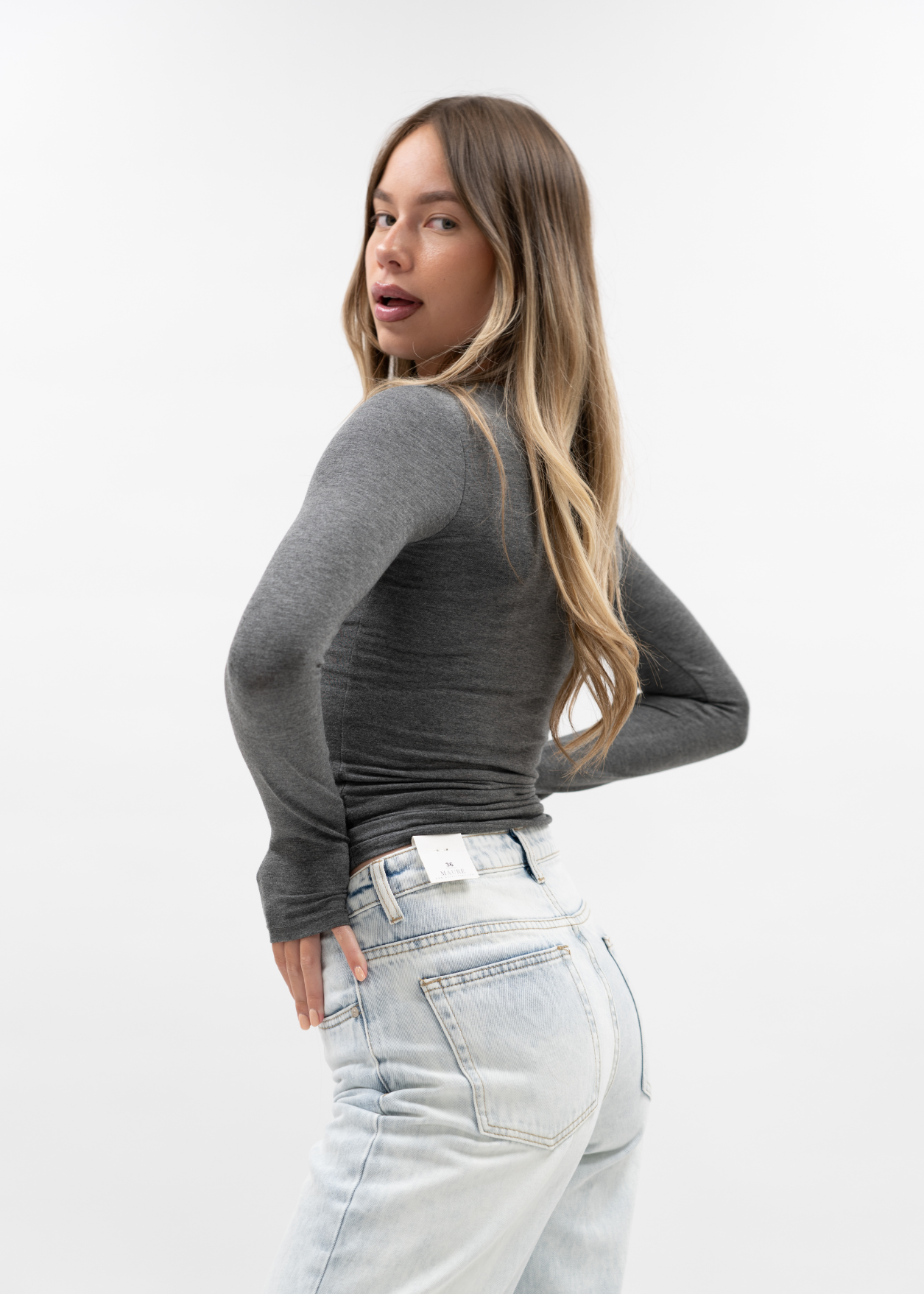 Grey long shop sleeve top