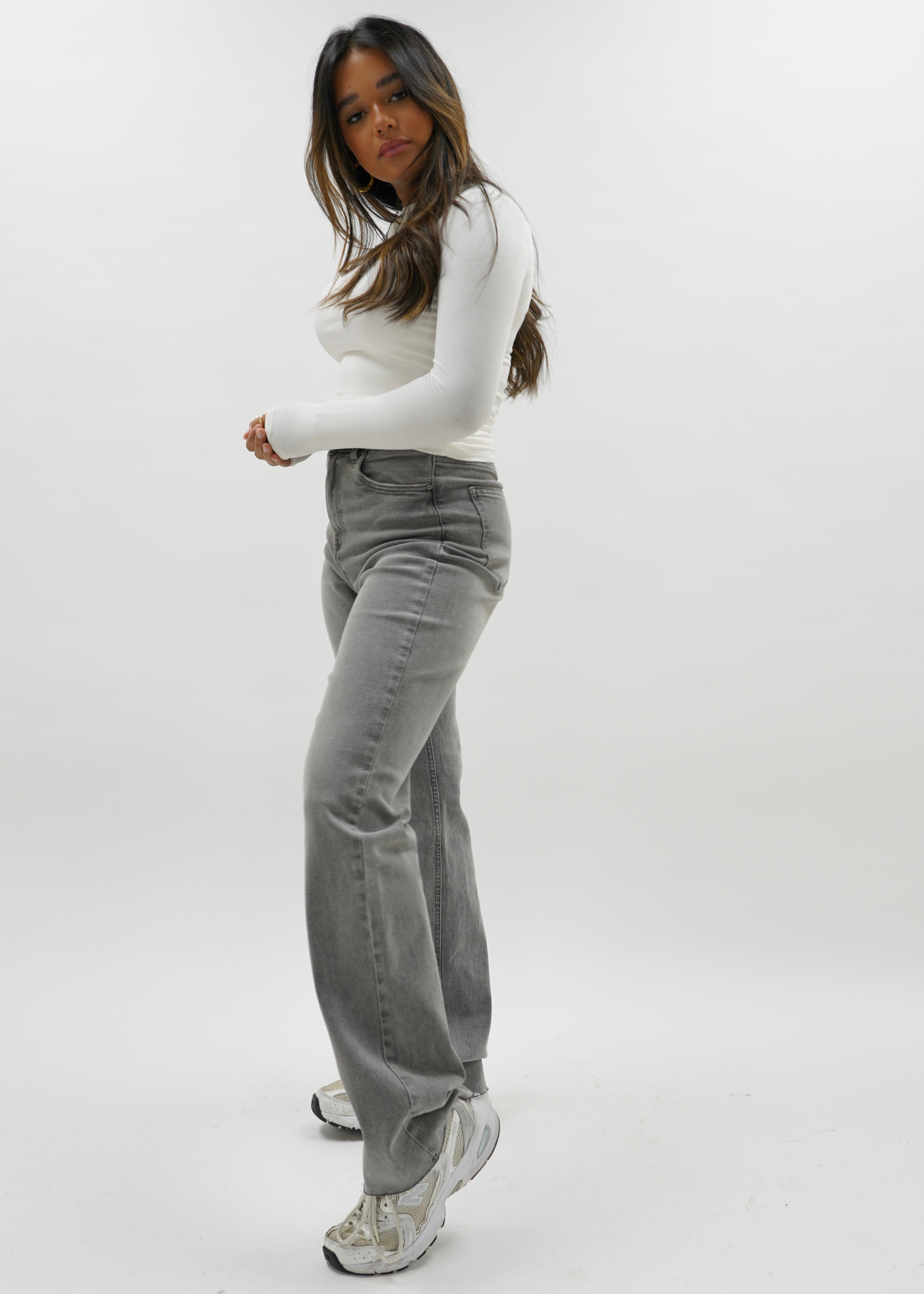 High waist straight leg jeans grey