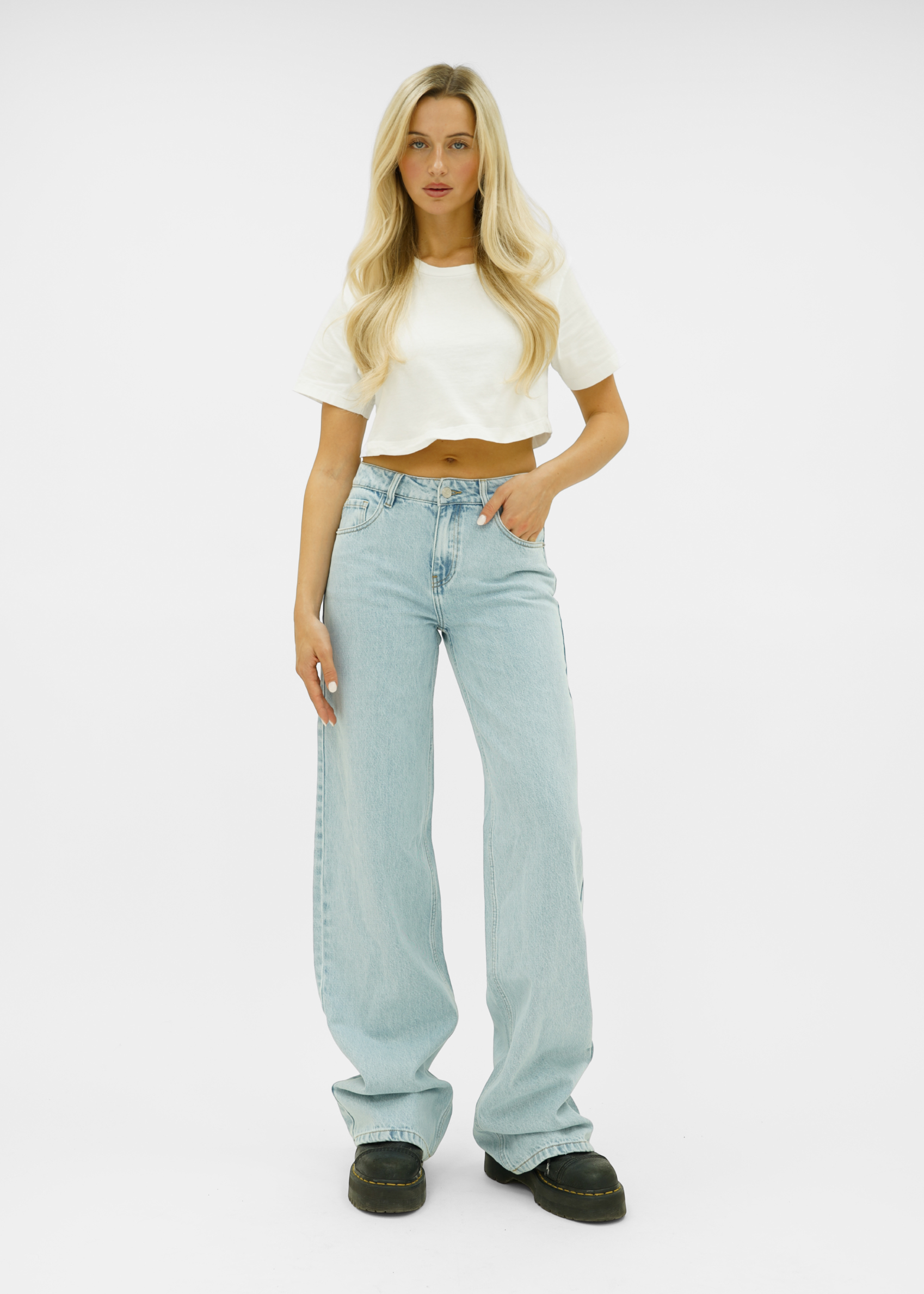 Mid waist super wide leg jeans light blue (tall)