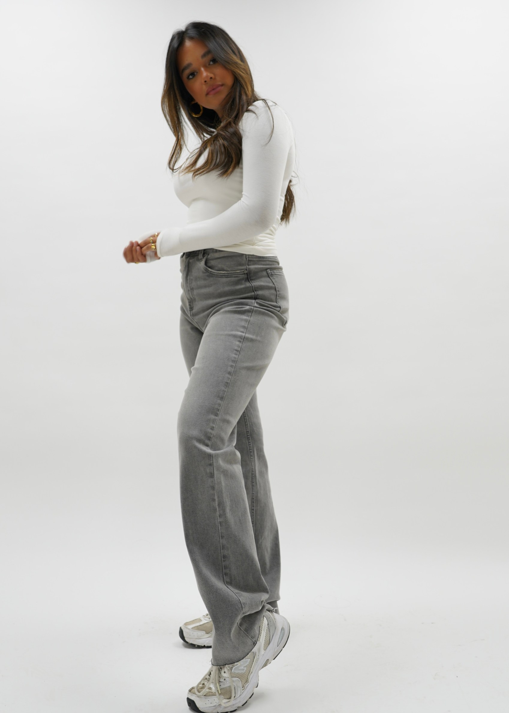 High waist straight leg jeans grey