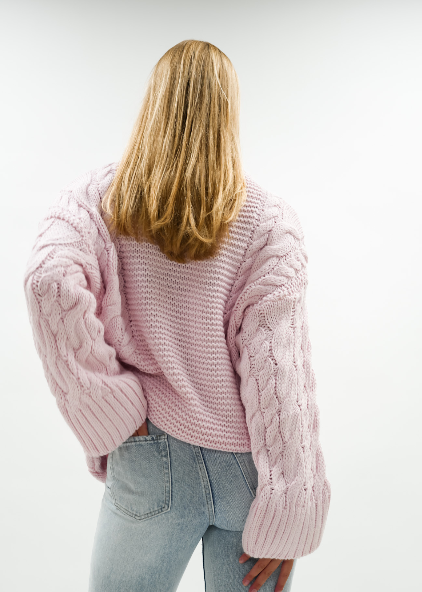 Cable knit baby pink