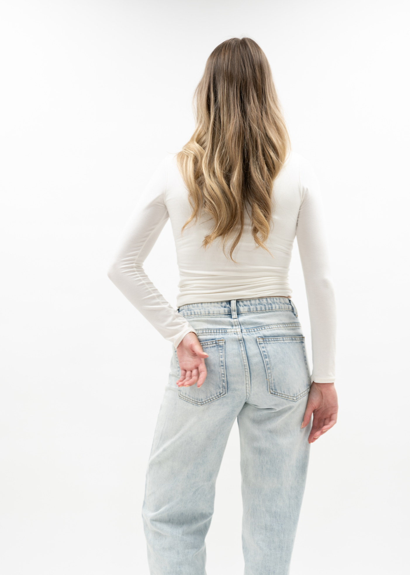 Long sleeve top long white