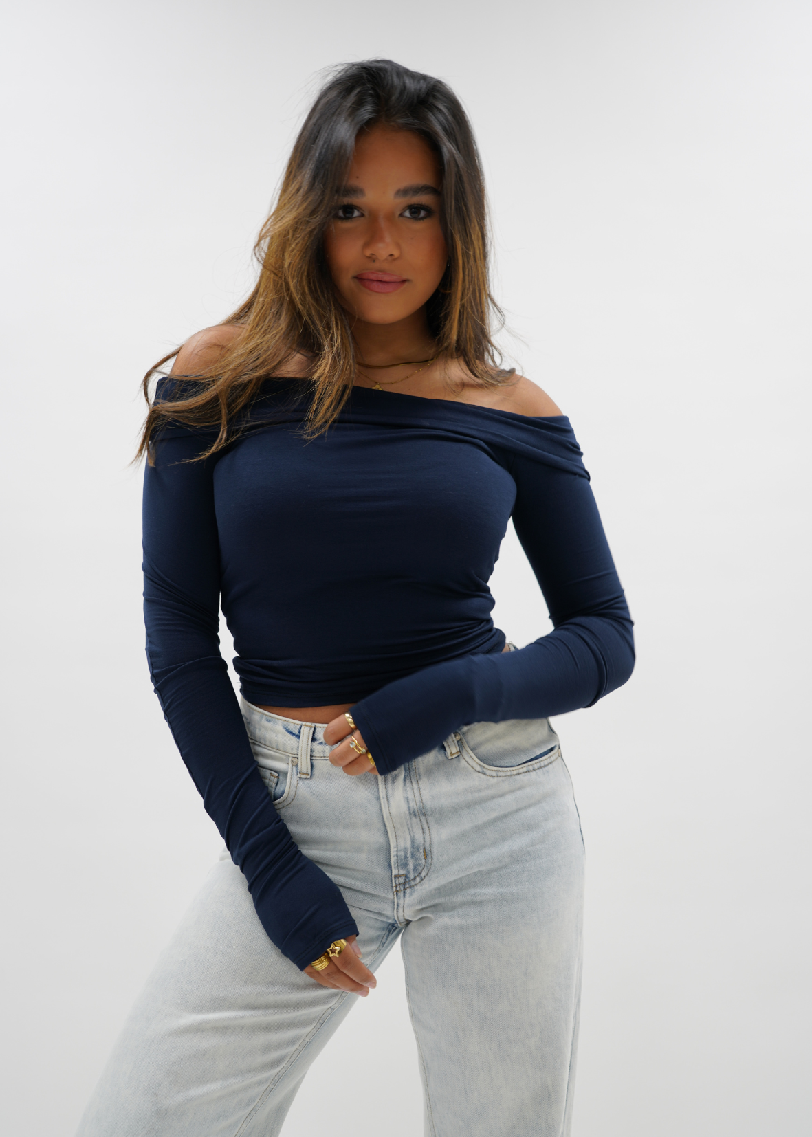 Off-shoulder top night blue