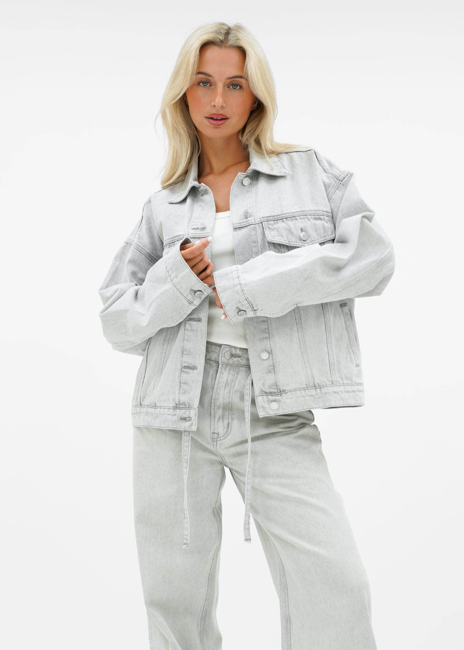 Oversized denim jacket light washed grey (tall)