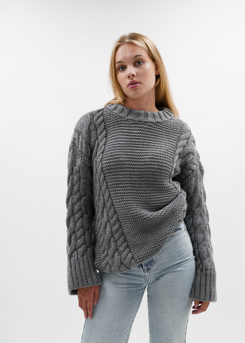 Cable knit dark grey