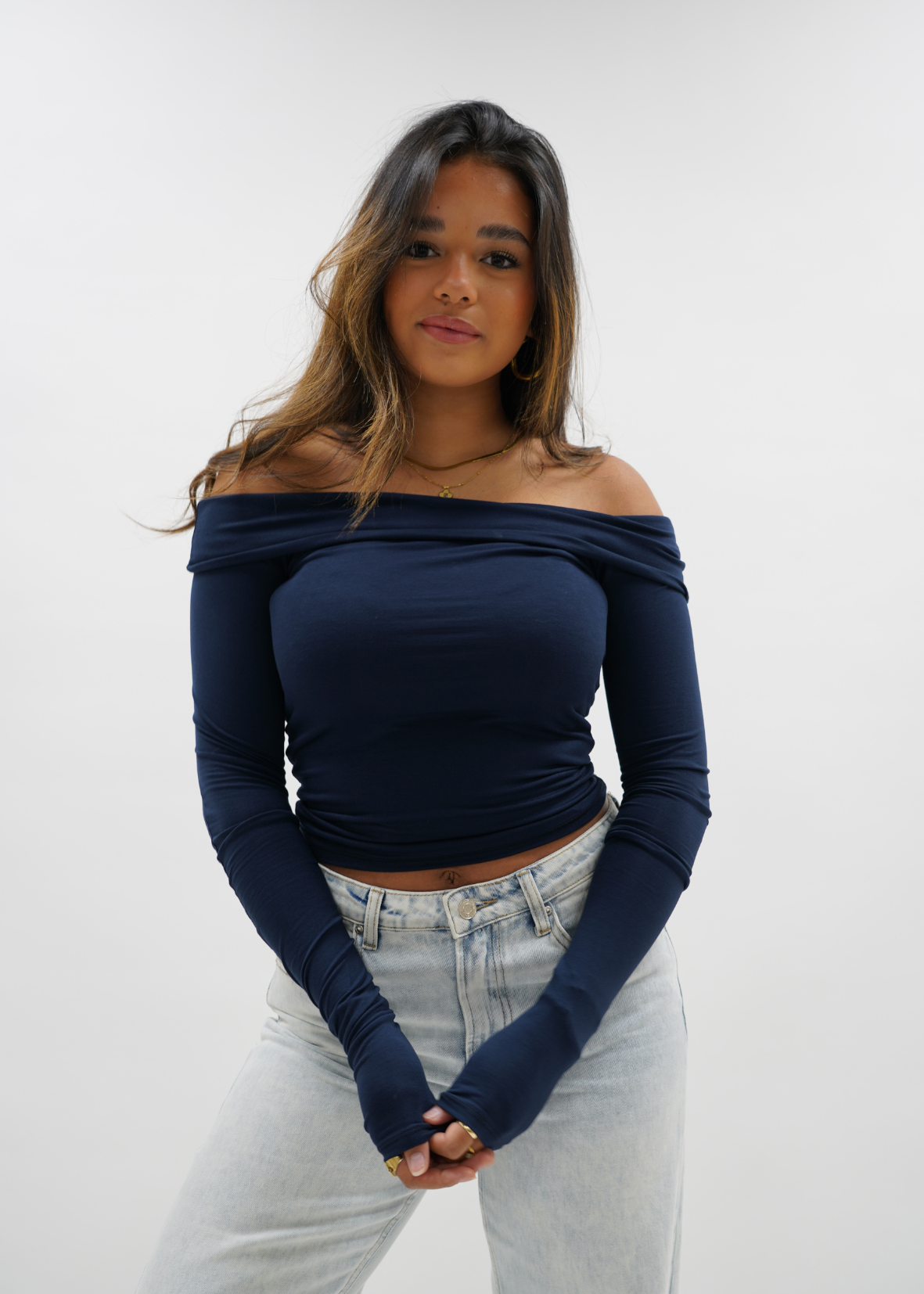 Off-shoulder top night blue