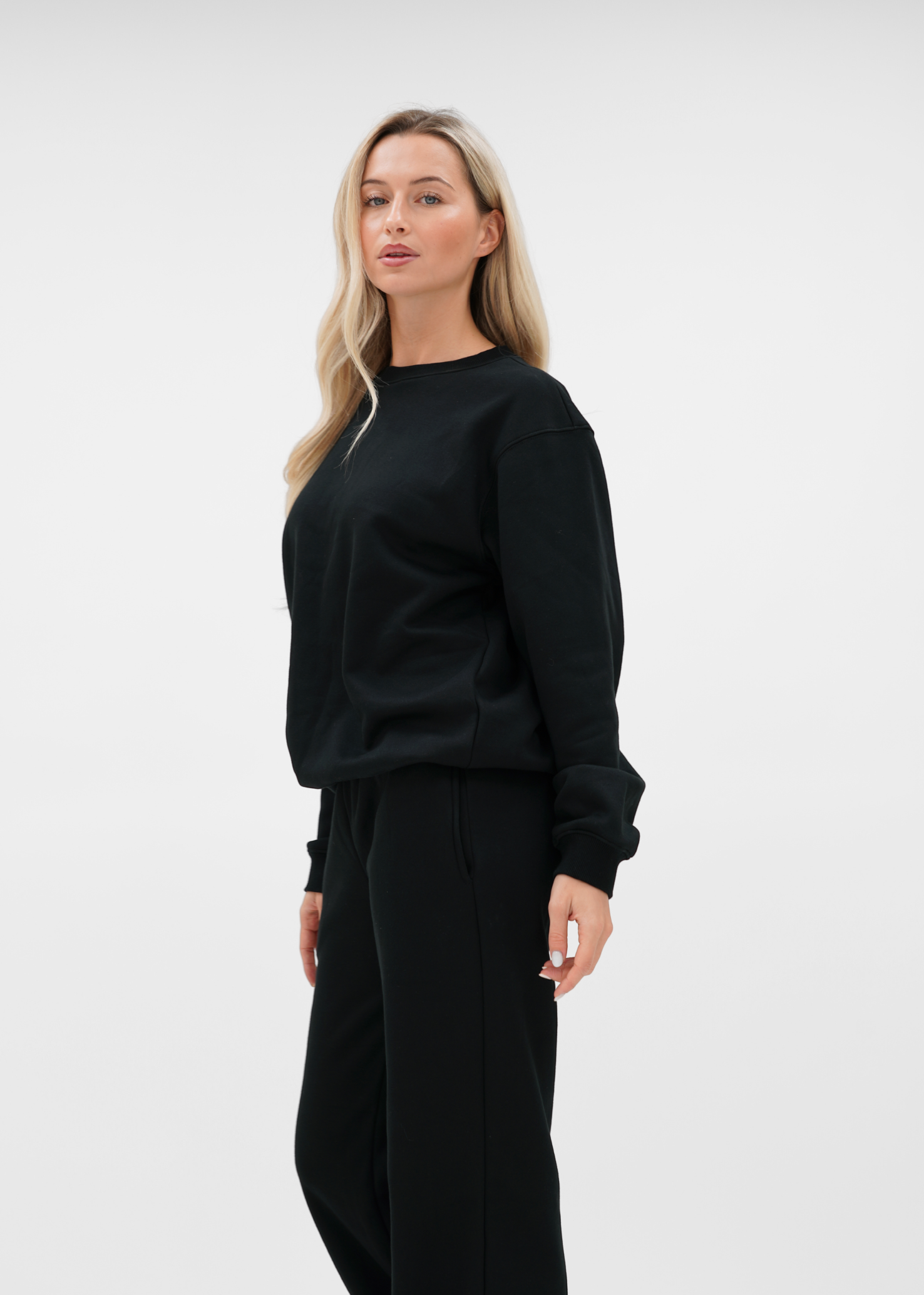 Basic sweater black (tall)