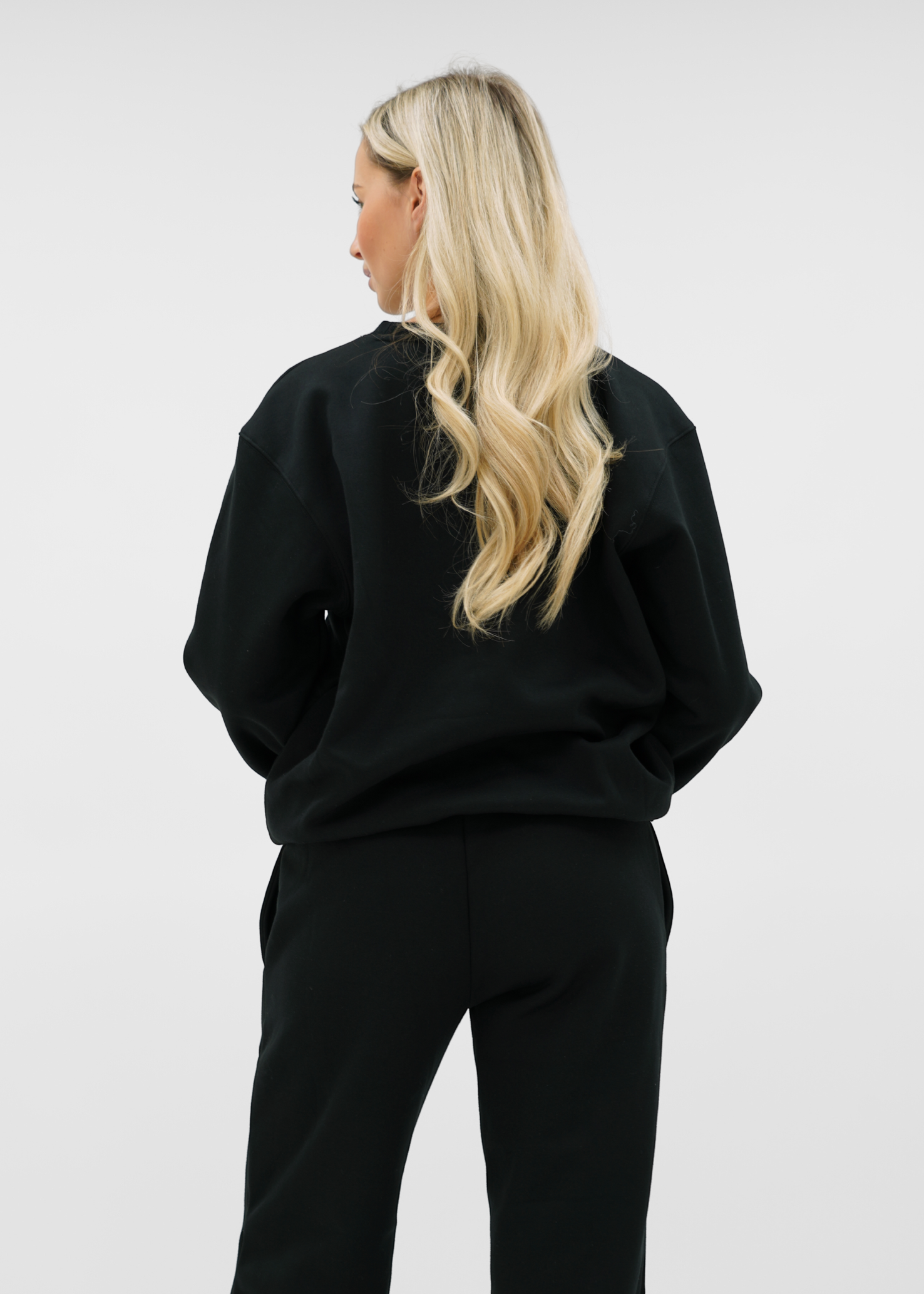 Basic sweater black (tall)